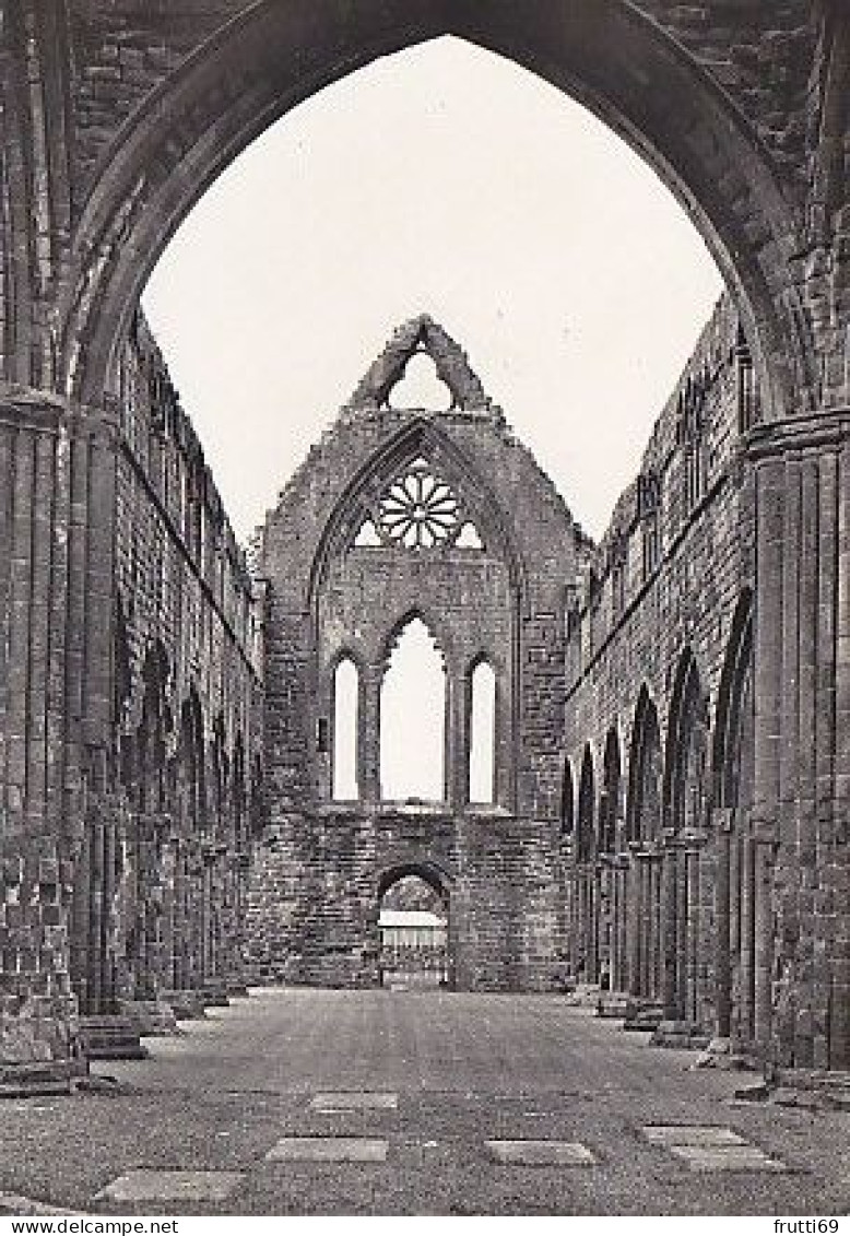 AK 180856 SCOTLAND - Sweetheart Abbey - The Nave - Dumfriesshire