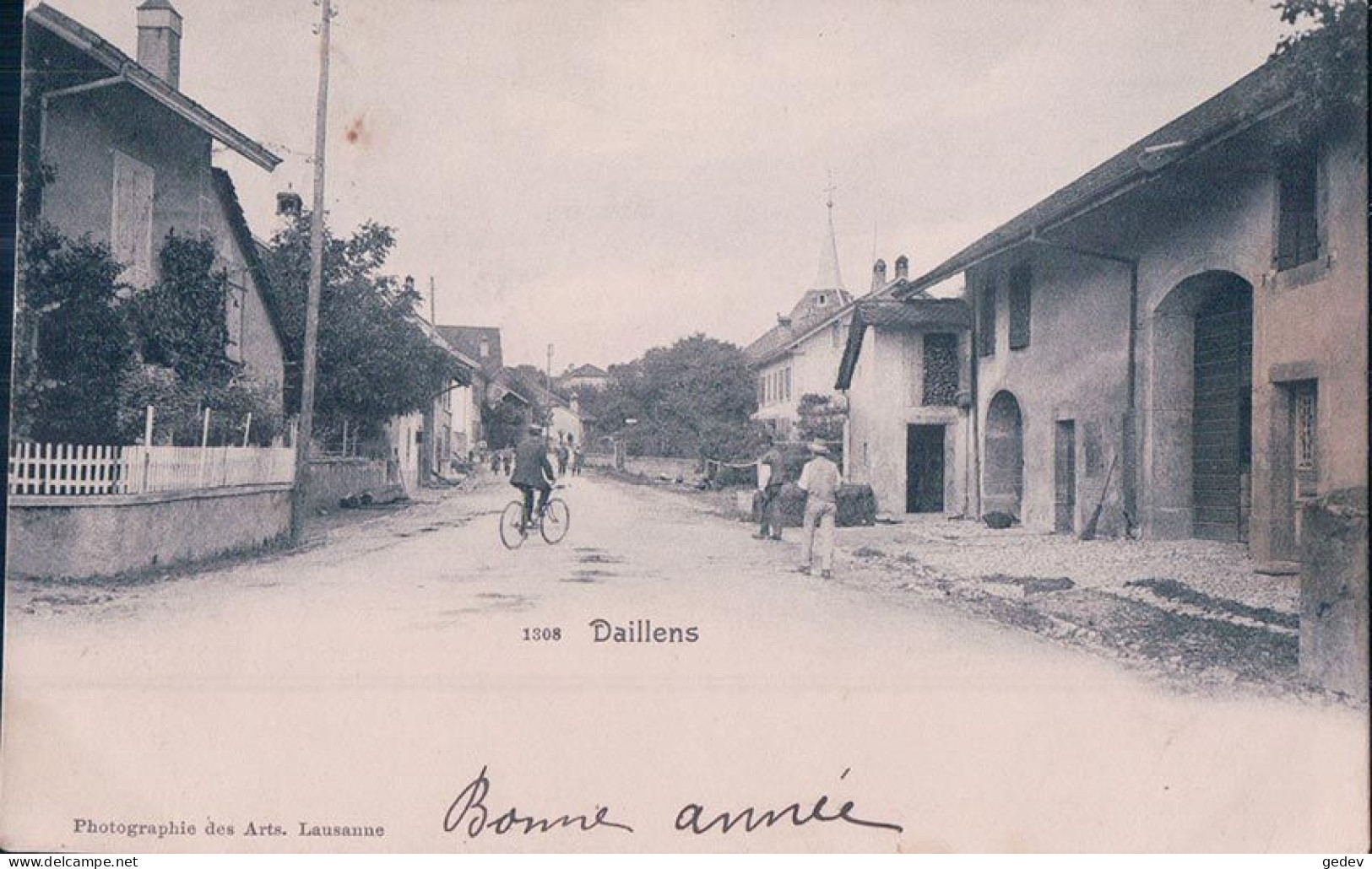 Daillens VD, Une Rue Animée, Cycliste (1308) Tachée - Daillens