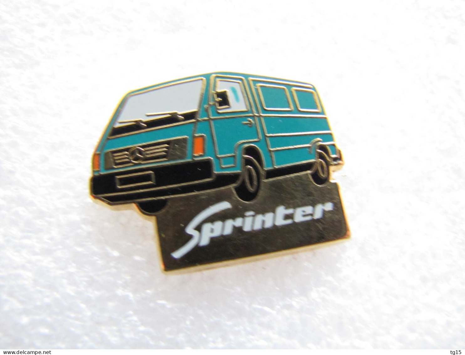 PIN'S  MERCEDES-BENZ  SPRINTER   Zamak  SOFREC - Mercedes