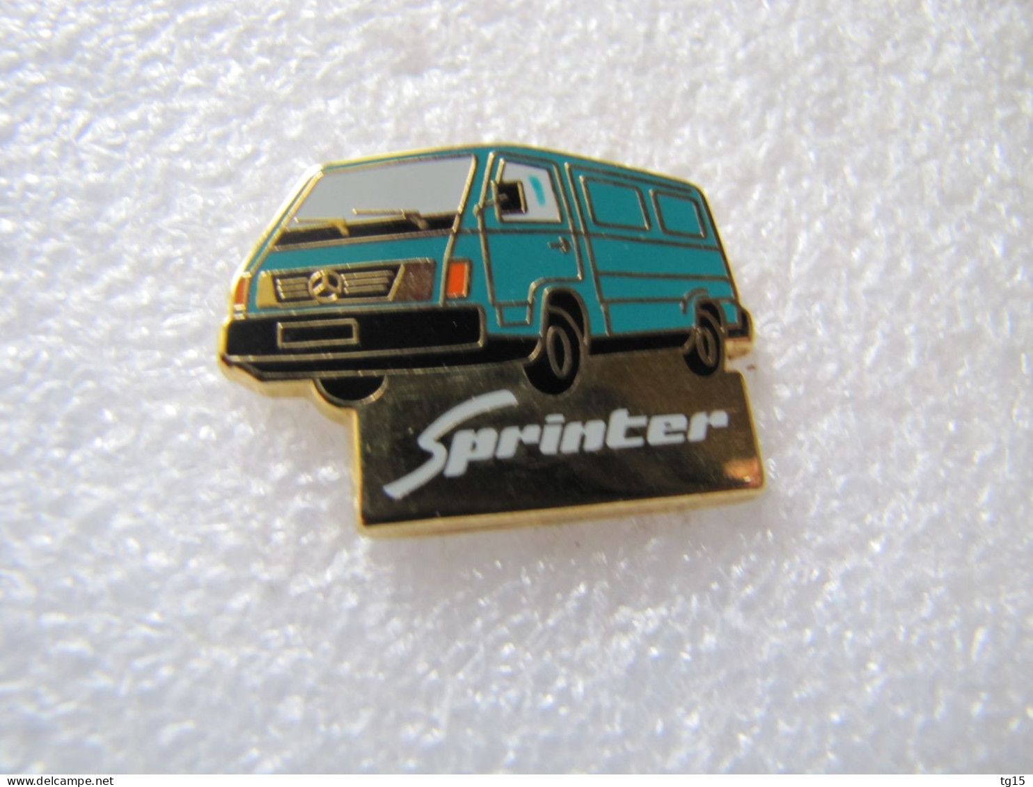 PIN'S  MERCEDES-BENZ  SPRINTER   Zamak  SOFREC - Mercedes