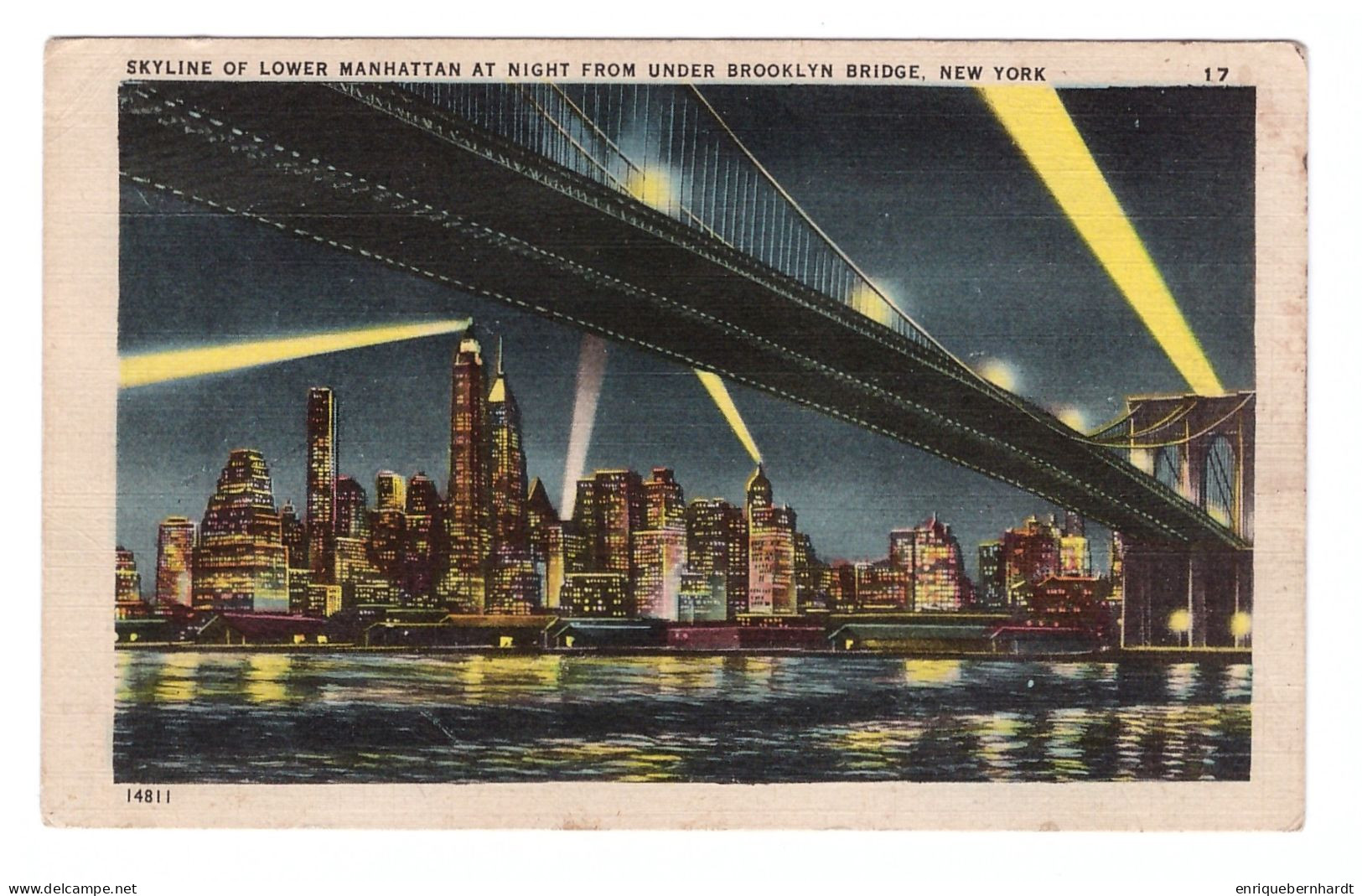 UNITED STATES // NEW YORK CITY // SKYLINE OF LOWER MANHATTAN AT NIGHT FROM UNDER BROOKLYN BRIDGE // 1947 - Brücken Und Tunnel