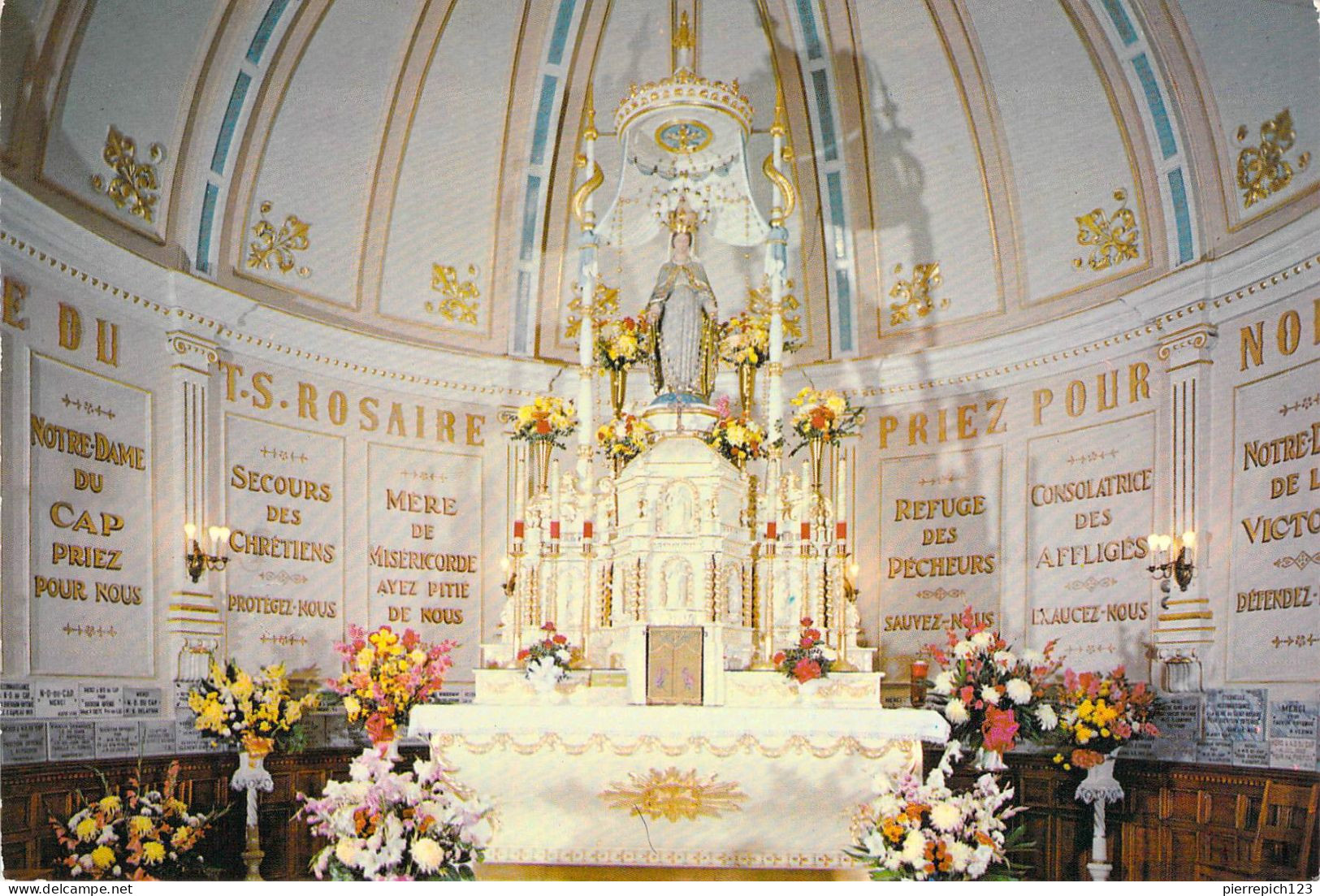 Trois Rivières - Le Maître Autel Du Sanctuaire De Notre Dame Du Cap - Trois-Rivières