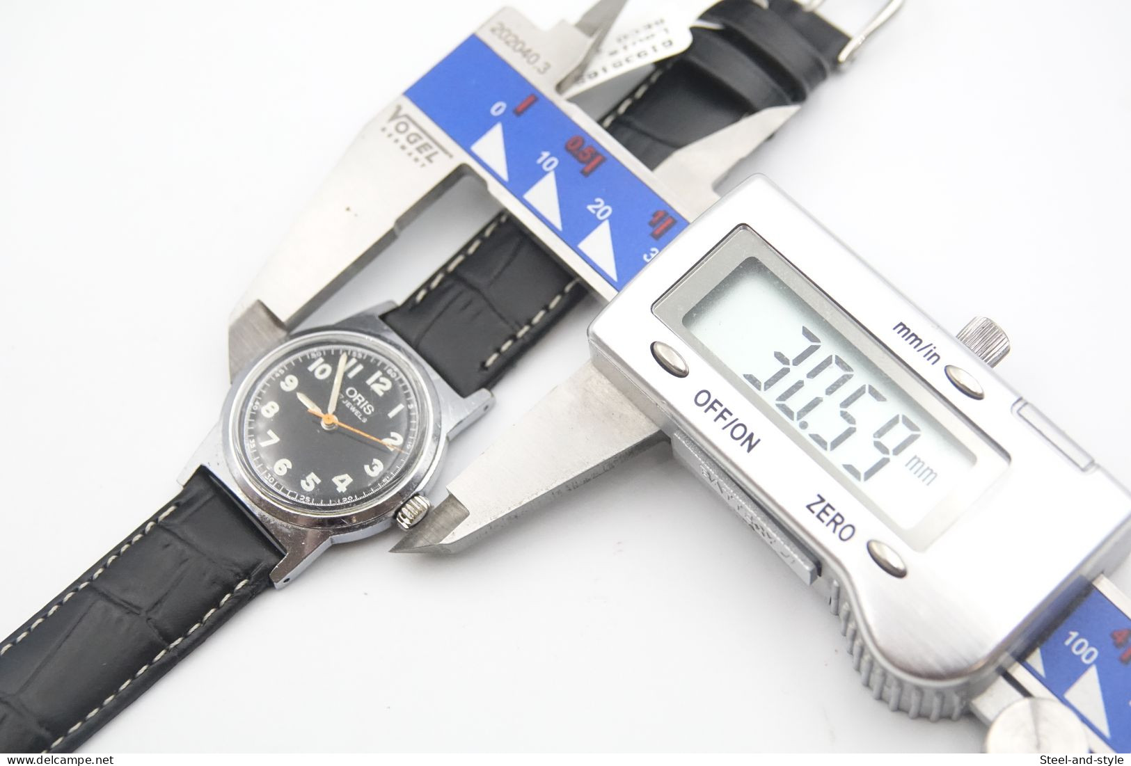 Watches : ORIS MEN MILITARY STYLE - 17 Jewels - Original - Swiss Made - Running - 1950's - Excelent Condition - Moderne Uhren
