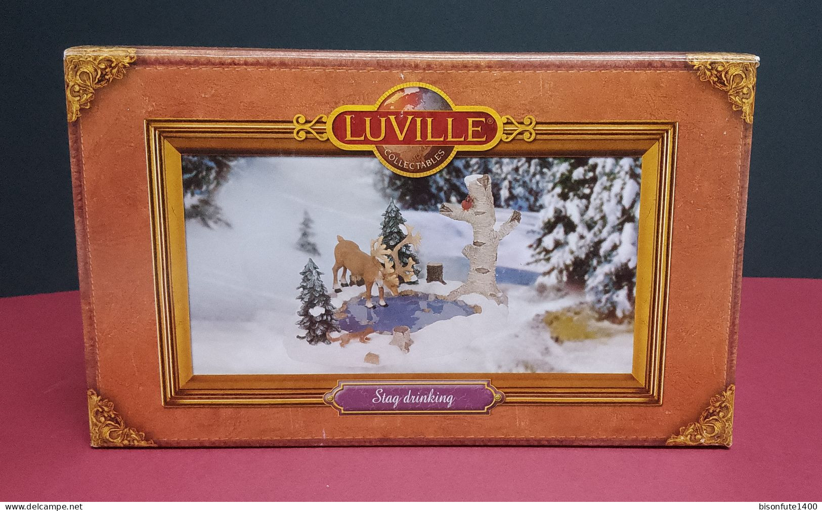 Collection LUVILLE : Sujet de décoration pour créer un décor de Noël au pied du sapin ( Voir photos et descriptif )