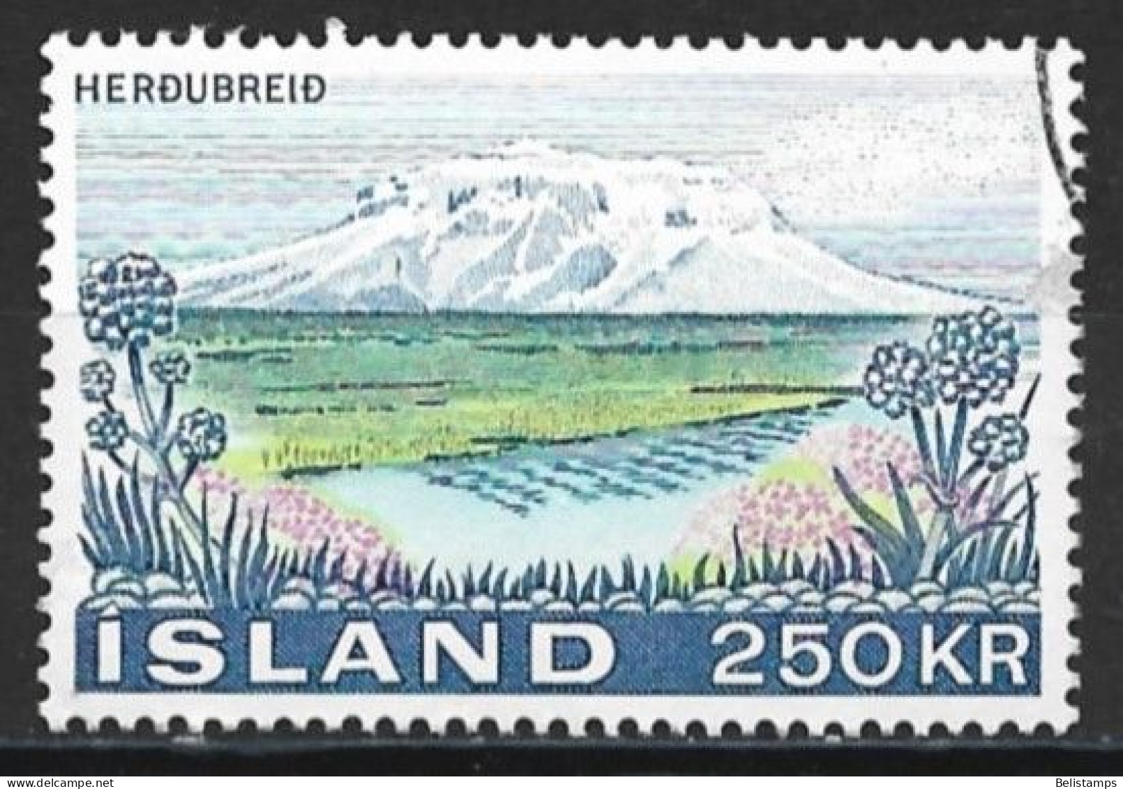 Iceland 1972. Scott #438 (U) Herdubreid Mountain.  *Complete Ussue* - Gebraucht