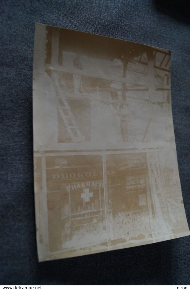 Lot De 2 Très Anciennes Photos,Pharmacie Des Chemins De Fer Nord Belge, 16,5 Cm. Sur 12,5 Cm - Old (before 1900)
