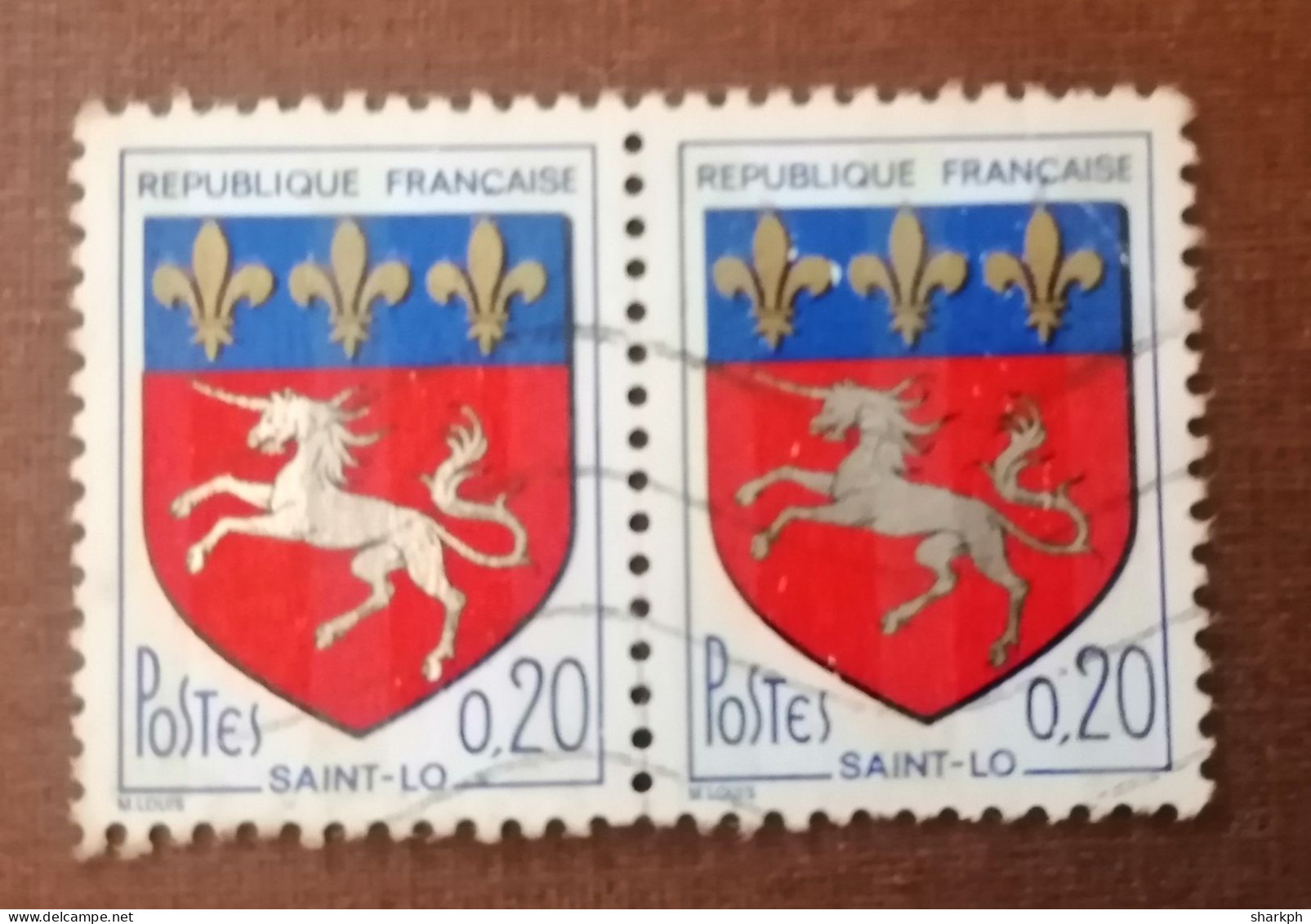 2 TIMBRES 0,20 Ct  BLASON " ST LO " - Oblitérés