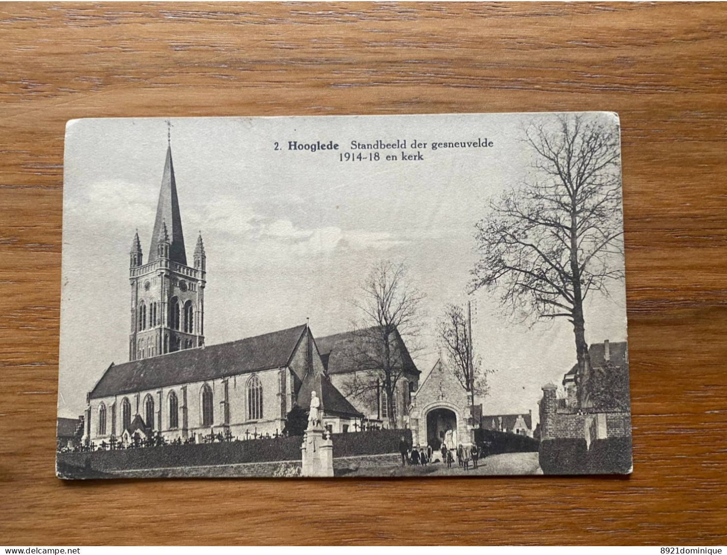 HOOGLEDE / HOOGHLEDE : Standbeeld Der Gesneuvelde 1914-18 En Kerk - Hooglede