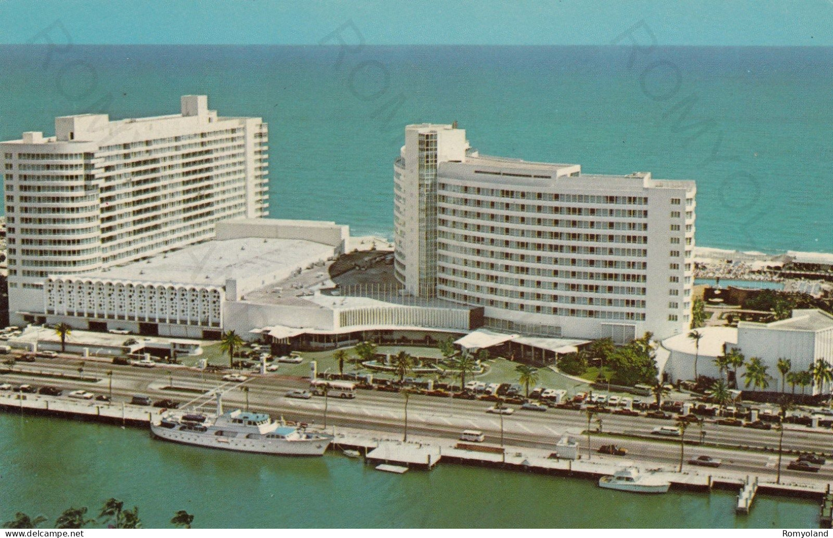 CARTOLINA  MIAMI BEACH,FLORIDA,STATI UNITI-FONTAINEBLEAU-NON VIAGGIATA - Miami Beach