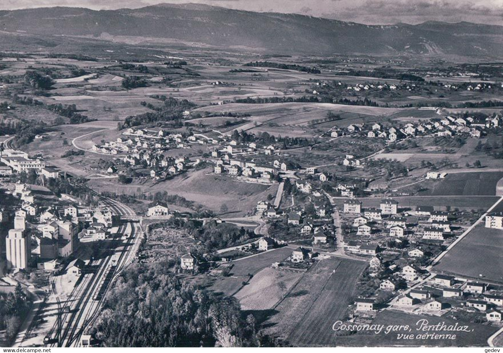 Cossonay Gare VD, Penthalaz Vu D'avion, Chemin De Fer Et Gare (2224) 10x15 - Cossonay