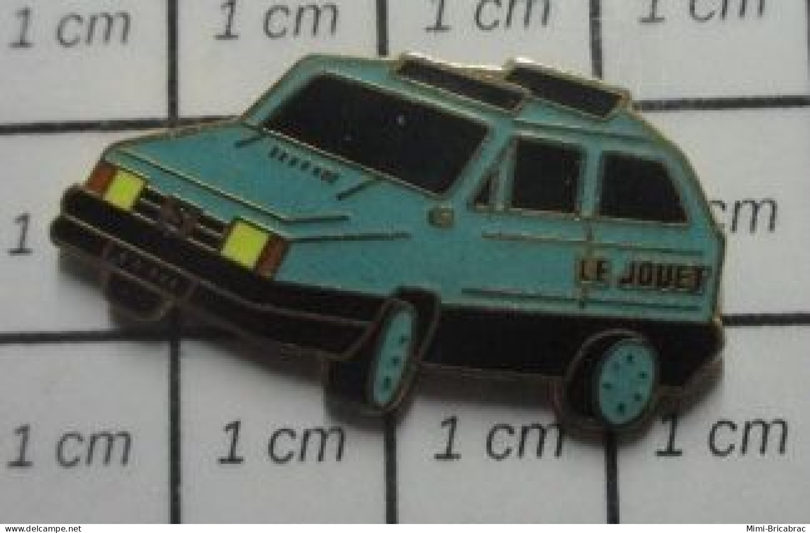 316A Pin's Pins / Beau Et Rare / JEUX / VOITURE BLEUE ET MOCHE LE JOUET - Jeux