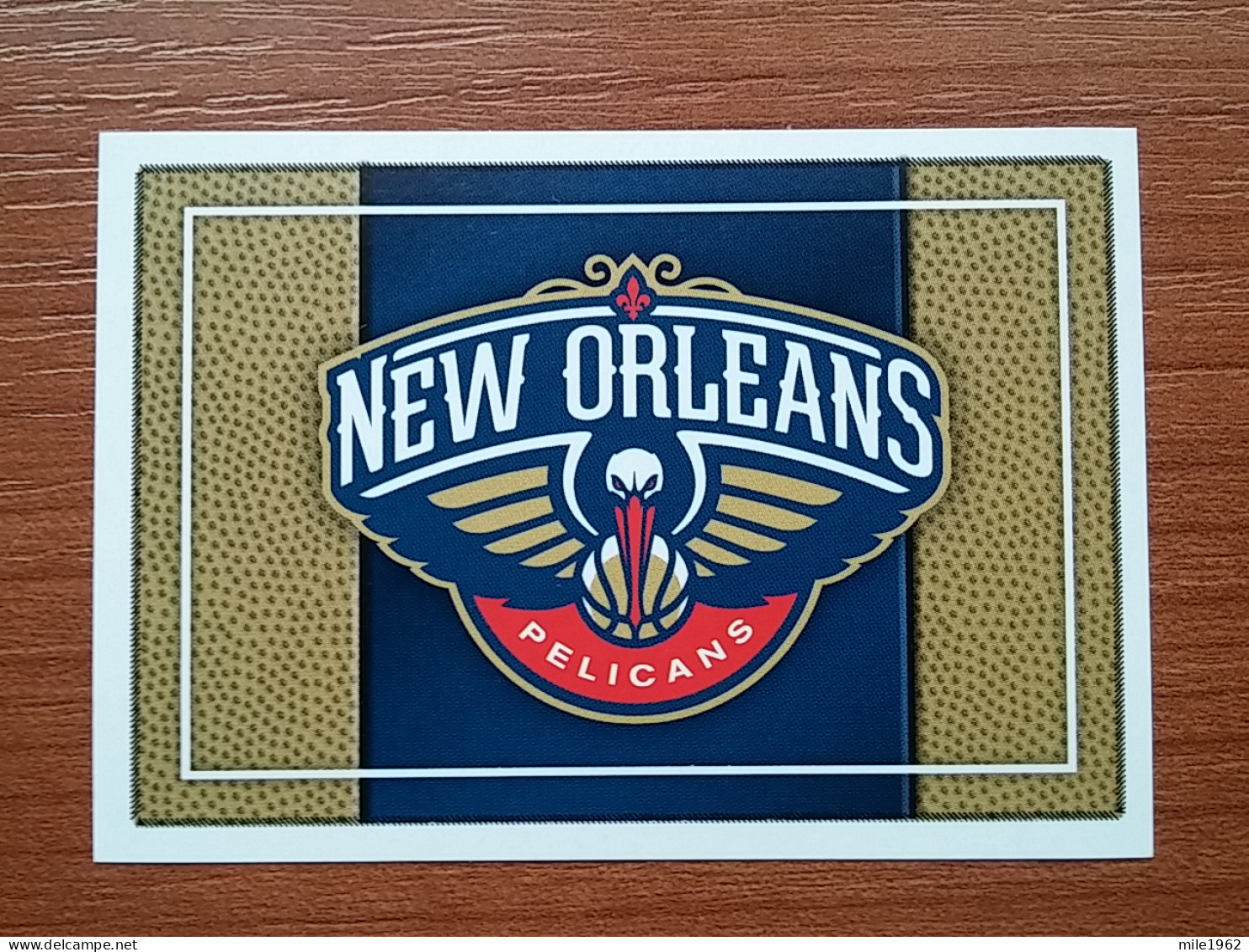 ST 41 - NBA Basketball 2016-2017, Sticker, Autocollant, PANINI, No 231 Team Logo New Orleans Pelicans - Bücher