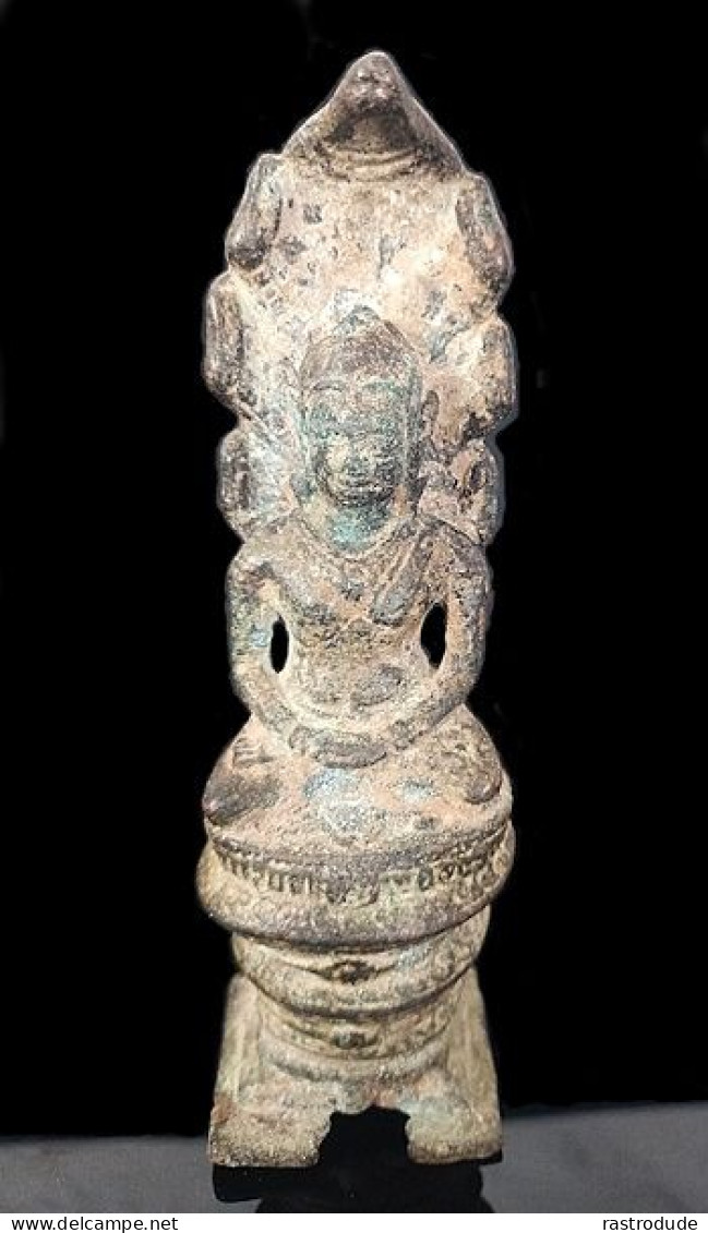 XII CENTURY ANGKOR PERIOD KHMER BUDDHA NAGA BRONZE SCULPTURE - Arte Asiatica