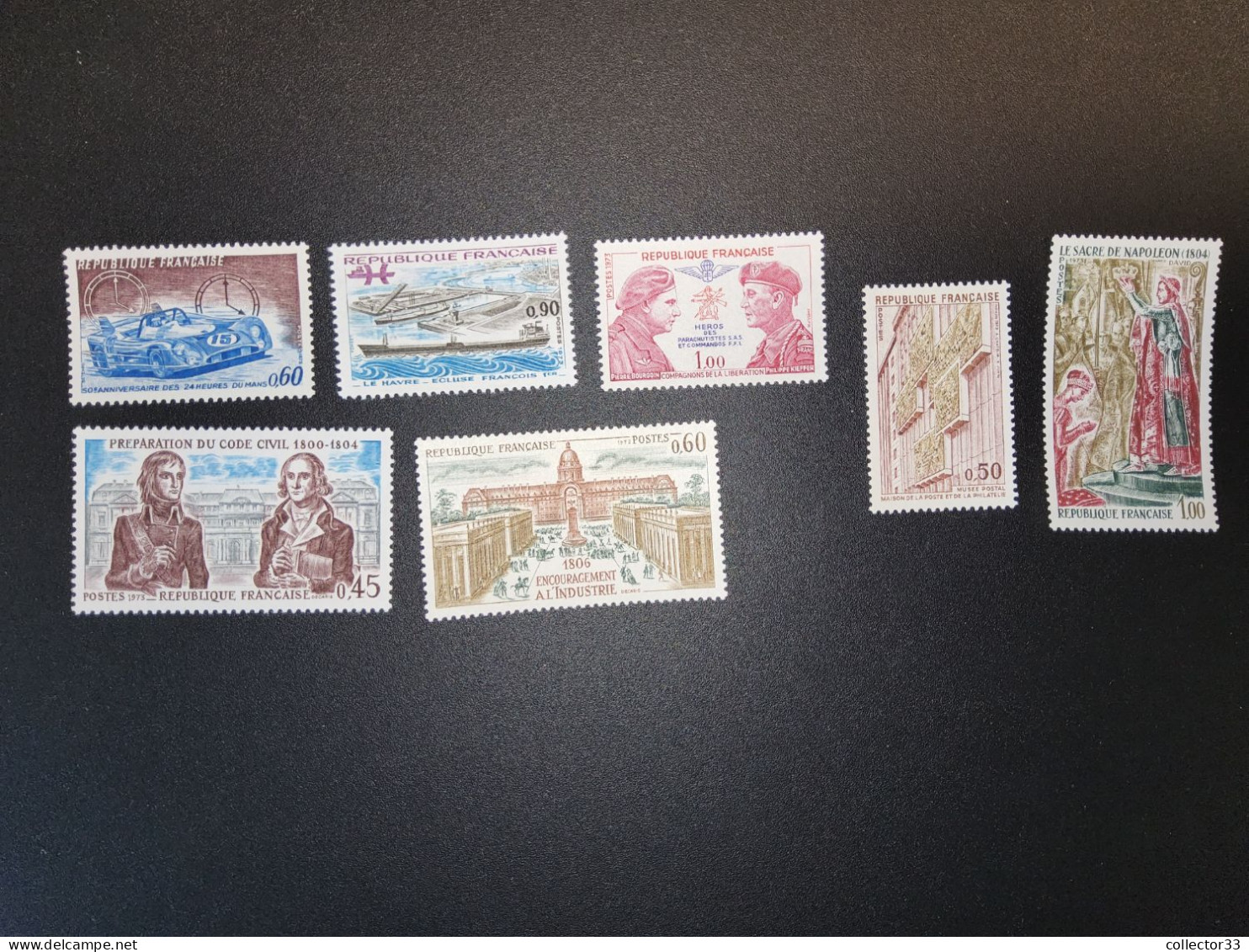 Année Complète 1973 46 Timbres Neufs Sans Charnieres - 1970-1979