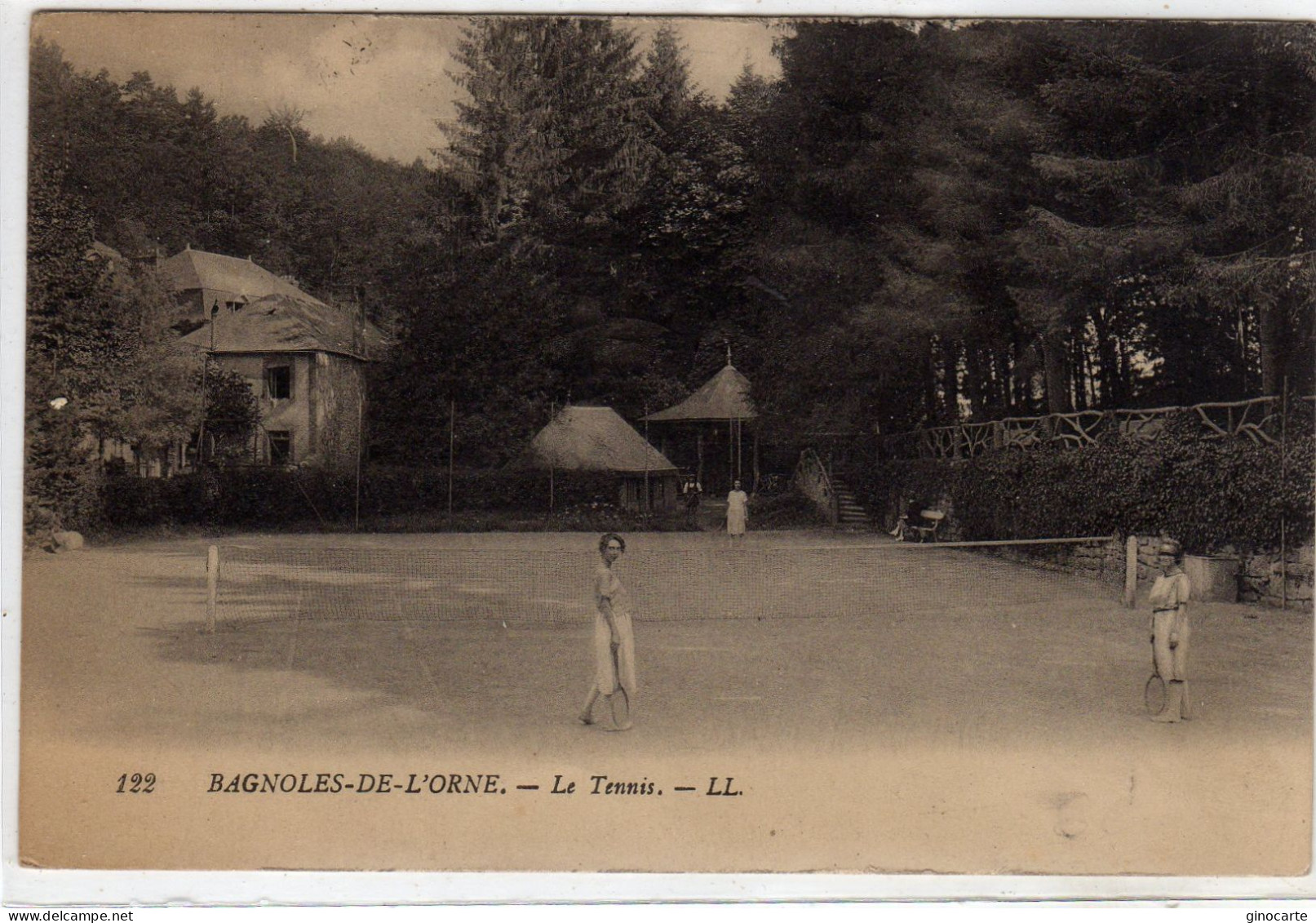 Bagnoles De L'orne Le Tennis - Bazoches Sur Hoene