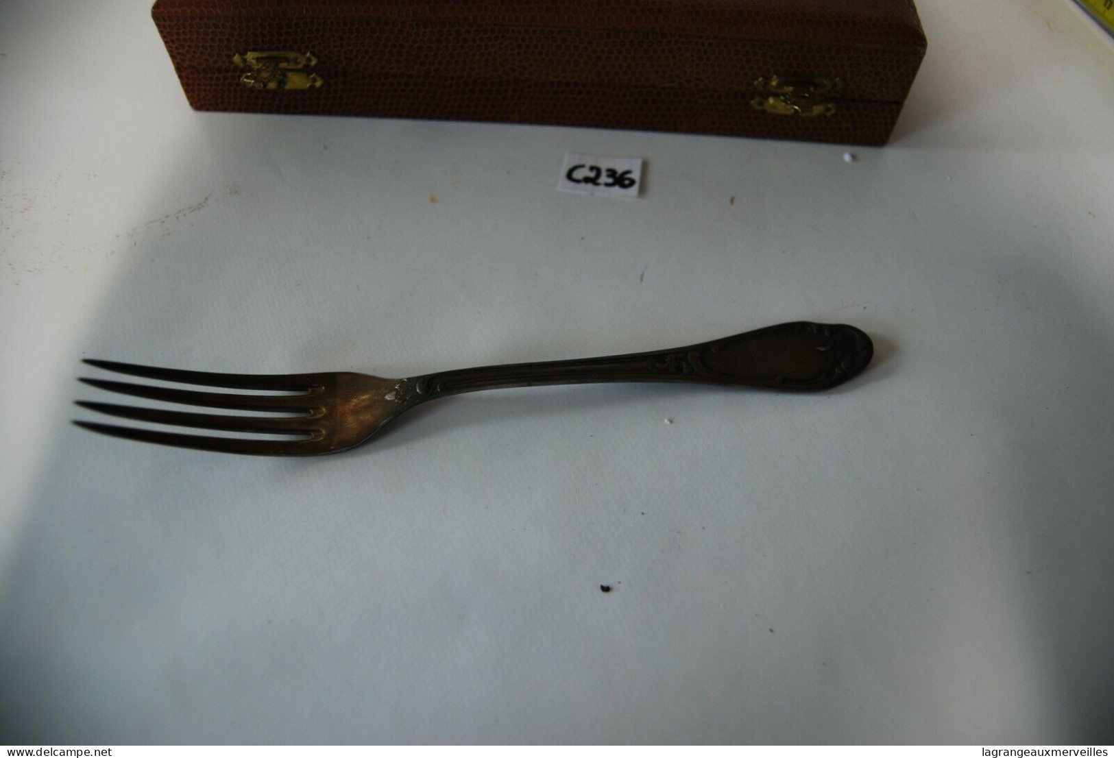 C236 Ménagère 2 Couverts - Etui Origine - Forks