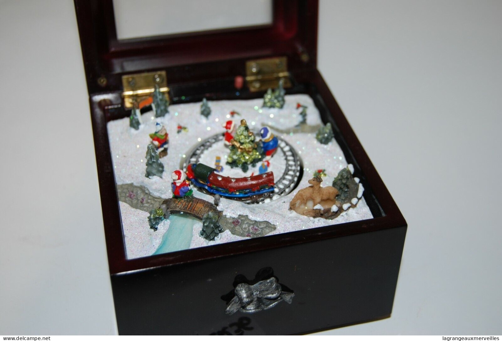 C236 Tourniquet Musical De Noel - Schmuck Und Dekor