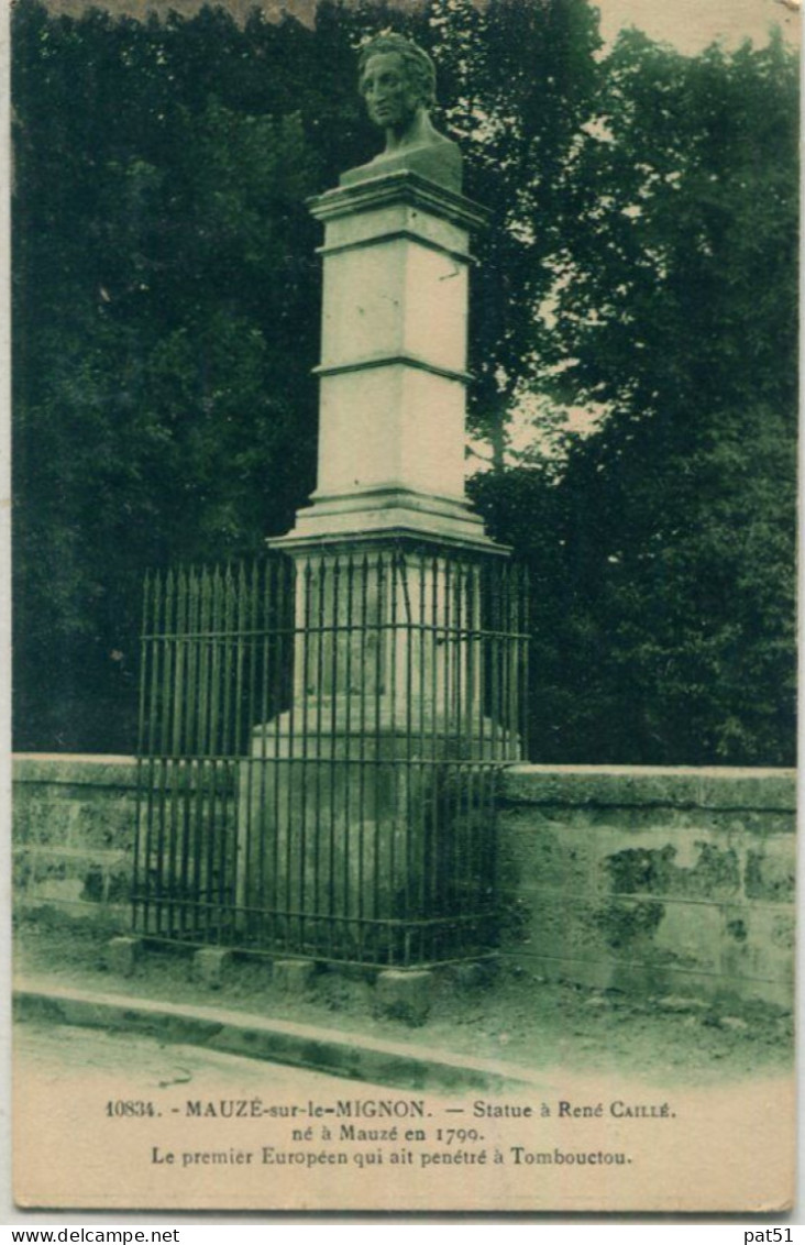79 - Mauzé : Statue De René Caillet - Mauze Sur Le Mignon