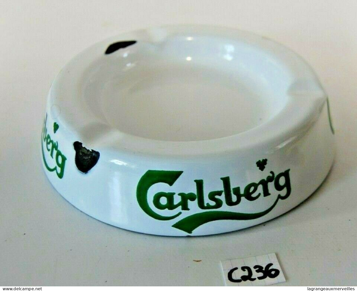 C236 Objet De Bistrot - Cendrier Carlberg - Métal - Aschenbecher