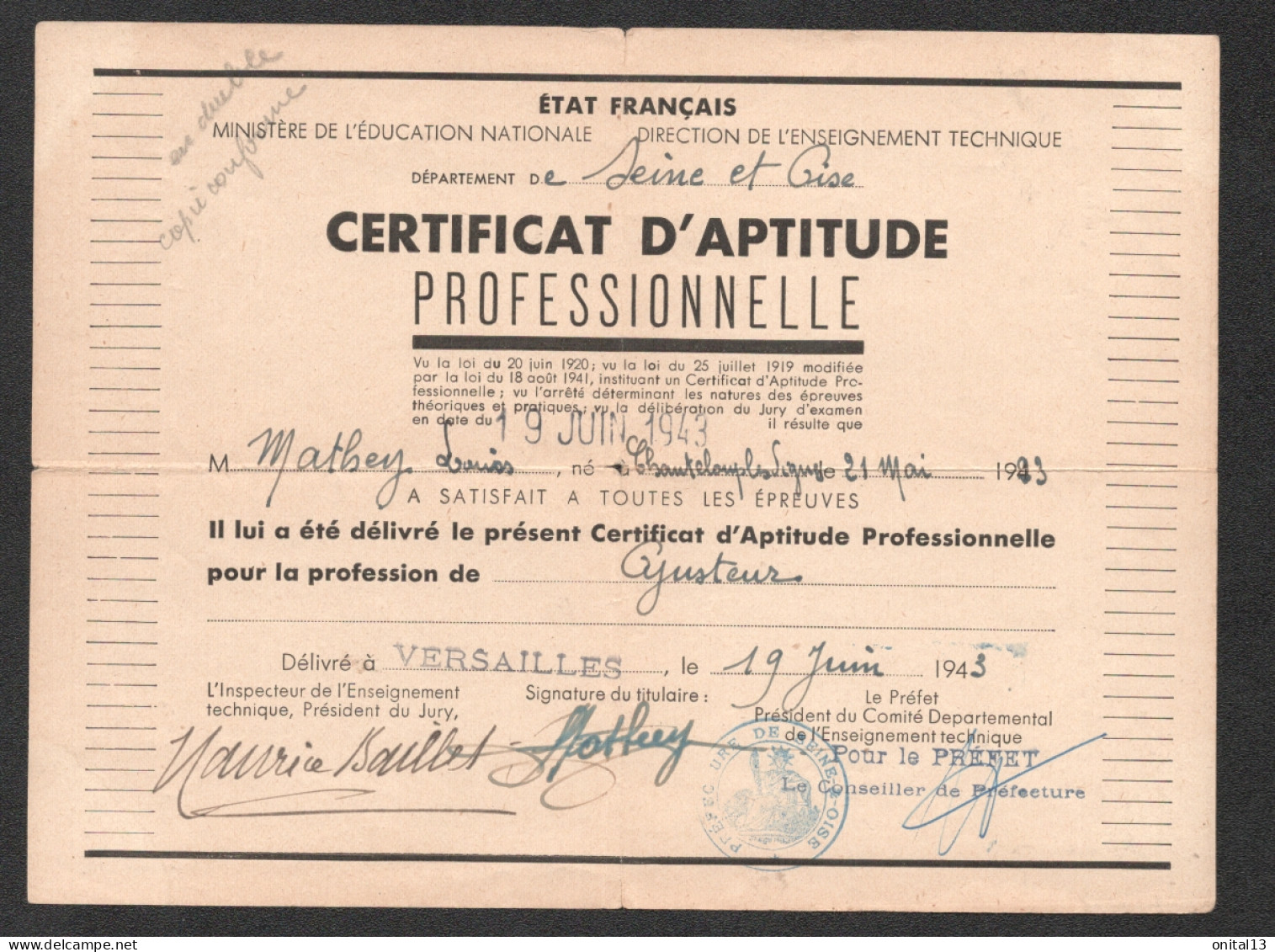 1943 ETAT FRANCAIS CERTIFICAT D'APTITUDE PROFESSIONNELLE  AJUSTEUR / VERSAILLES D3022 - Diplômes & Bulletins Scolaires