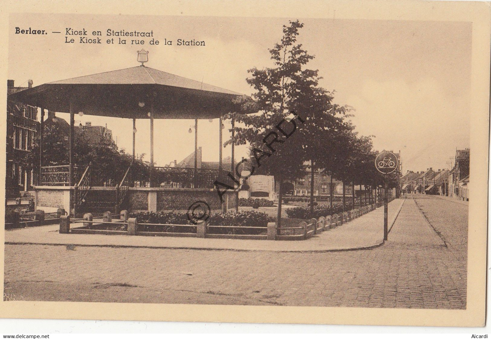 Berlaar Bij Lier - Kiosk En Statiestraat  (A594) - Berlaar