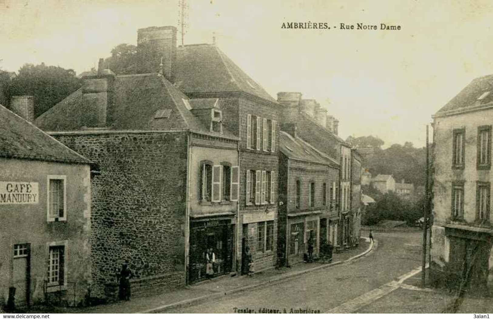 AMBRIERES  =  Rue Notre Dame.    5469 - Ambrieres Les Vallees