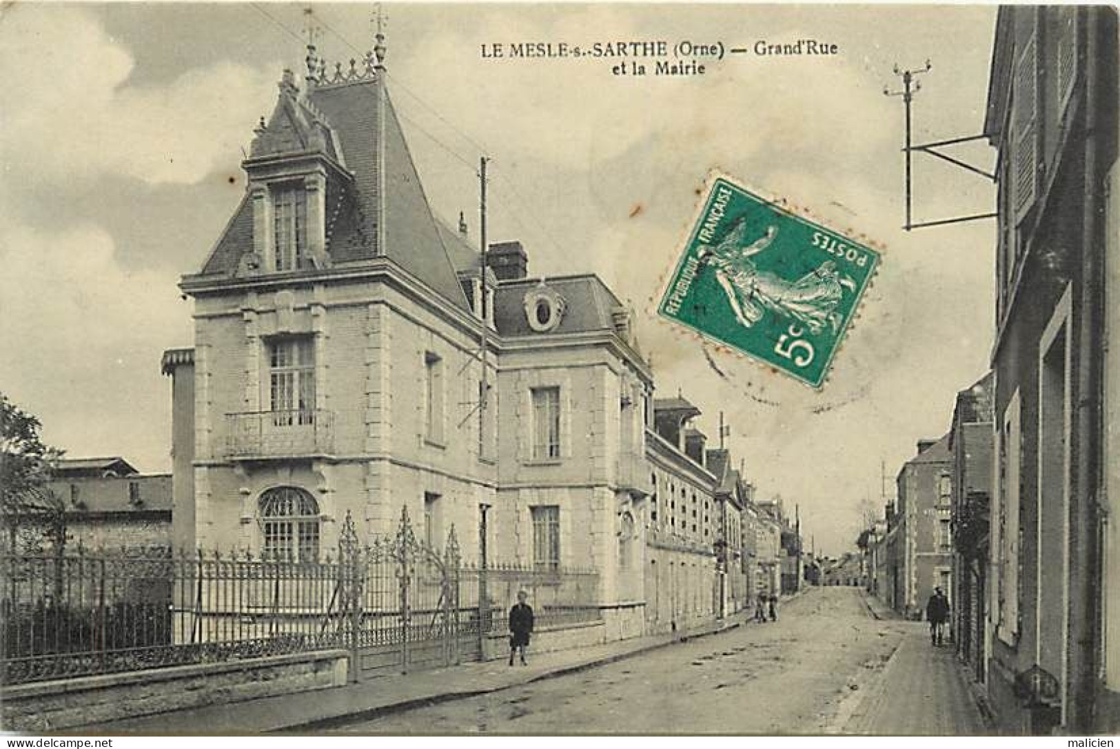 -dpts Div -ref-BL979- Orne - Le Mesle Sur Sarthe - Grande Rue Et Mairie - - Le Mêle-sur-Sarthe