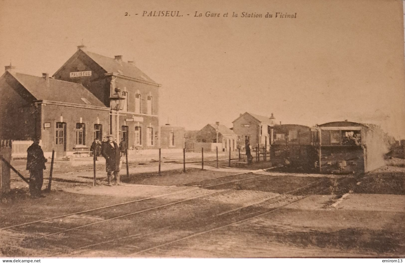 TOP Paliseul La GARE Et Station Du Vicinal TRAM Vapeur N°2 édit Henri Georges Bruxelles - Paliseul