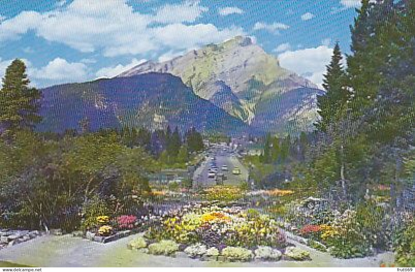 AK 181331 CANADA - Alberta - Alpine Gardens - Banff Avenue And Cascade Mt. - Banff