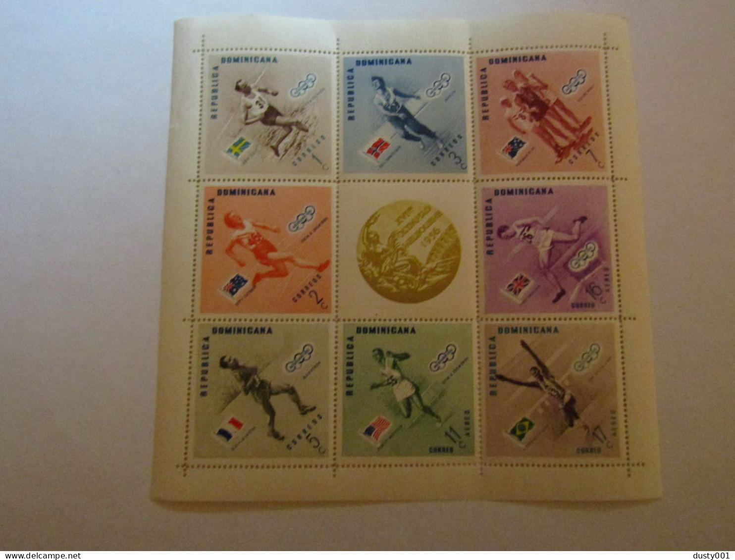 JO401    Feuille JO Melbourne   1956  MNH  MI BF7   Médaille  Rép. Dominicaine - Zomer 1956: Melbourne