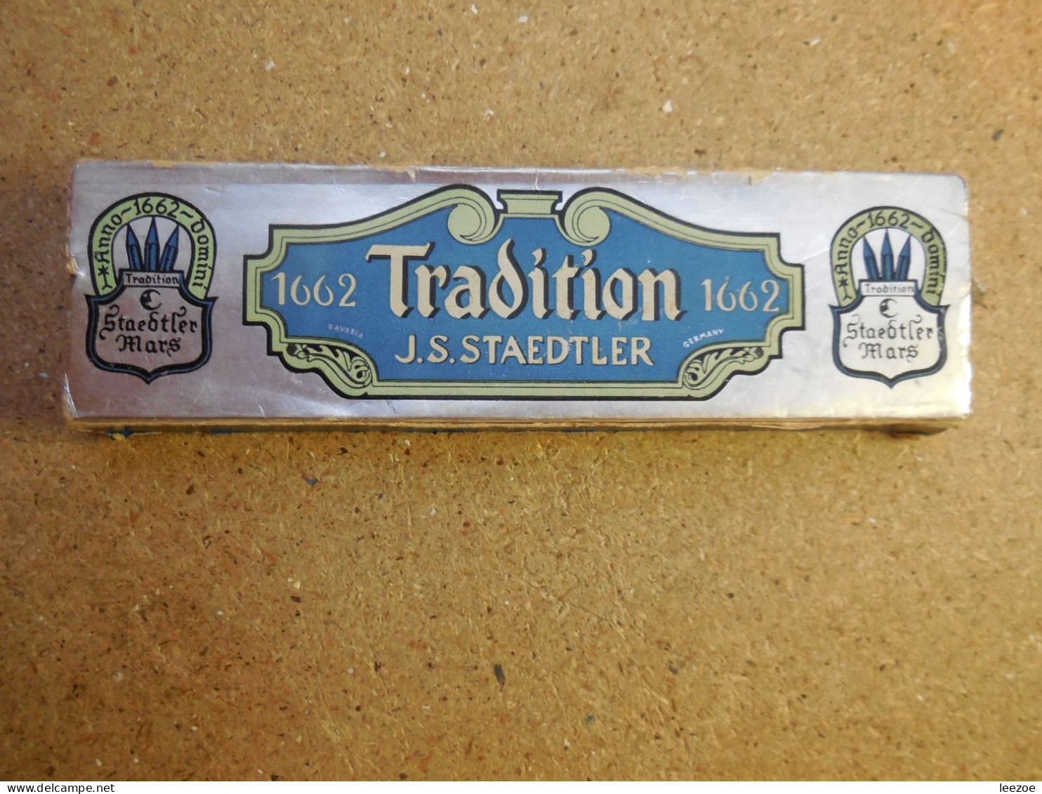 Crayons J.S STAEDTLER TRADITION 1662 NO 405 GRUN Avec Boite .........2B - Penne