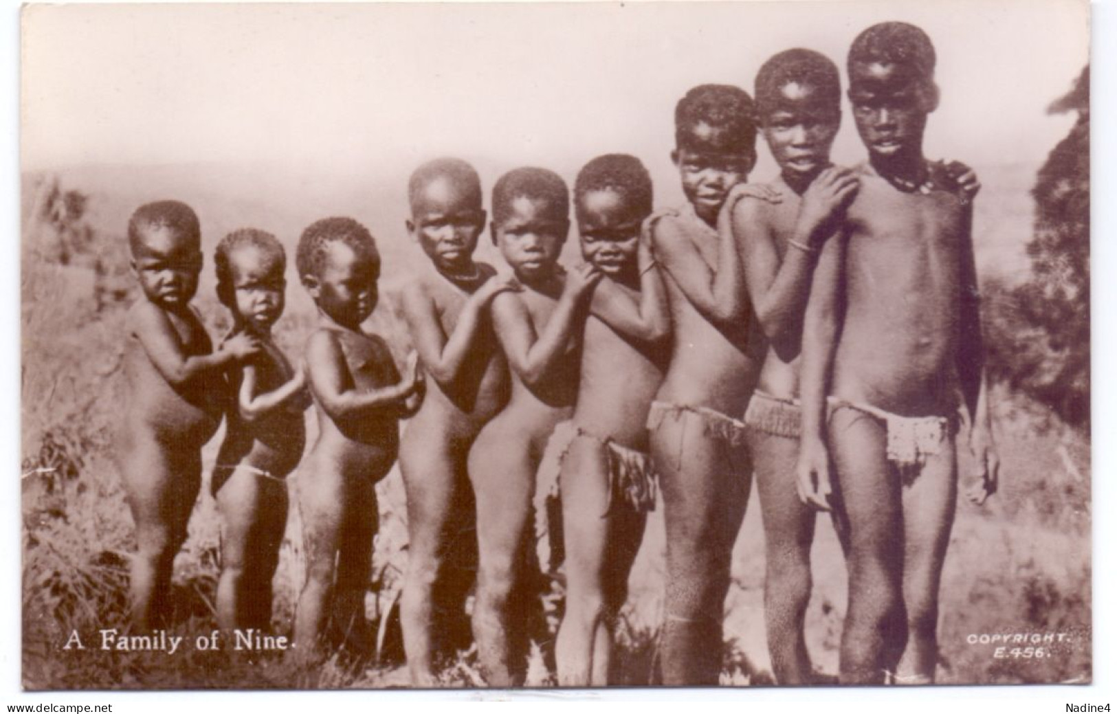 PC - South Africa - Zulus - A Family Of 9 , Children - Afrique Du Sud