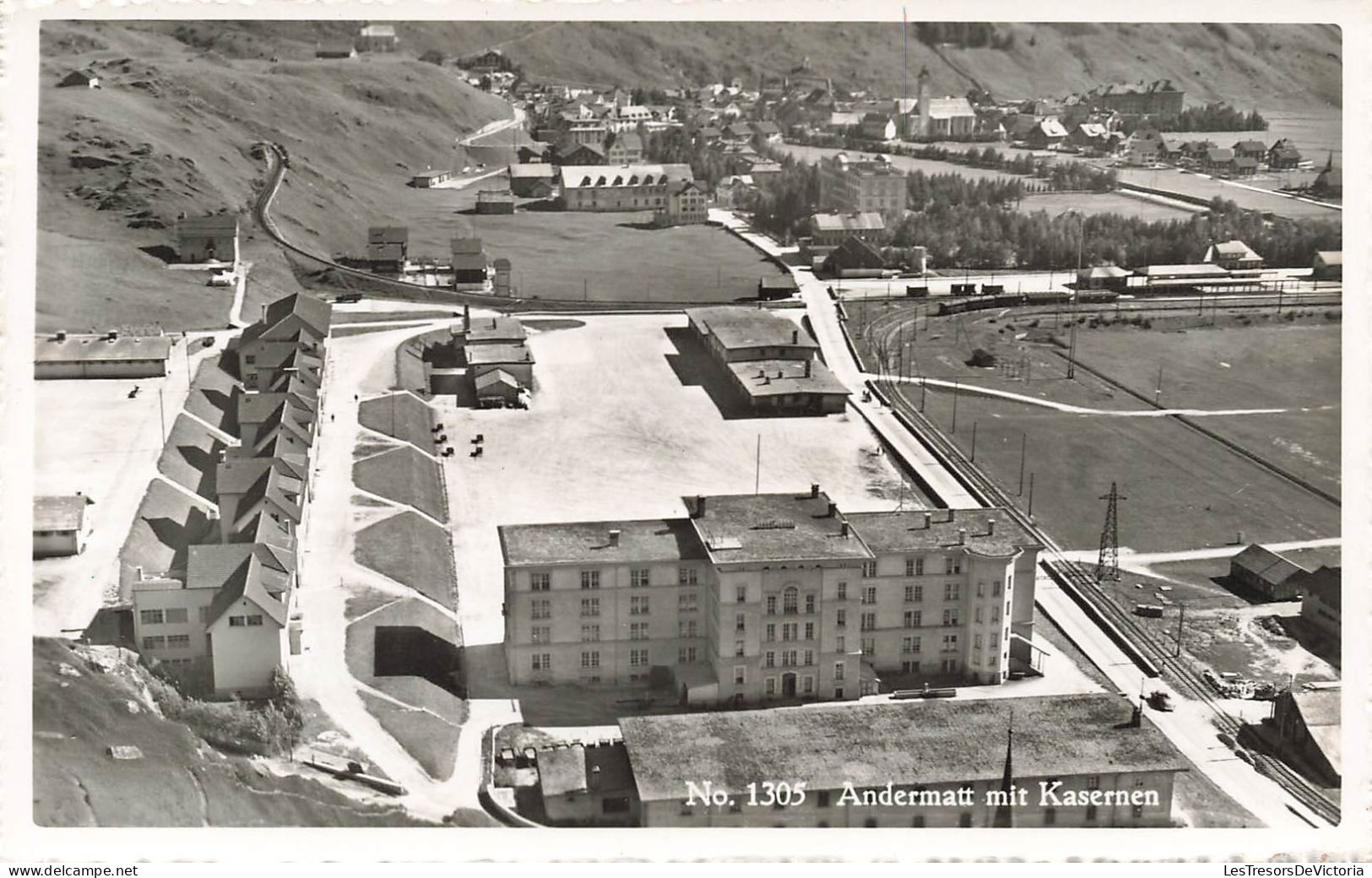 SUISSE - Andermatt - Caserne - Vue Aérienne - Carte Postale Ancienne - Andermatt