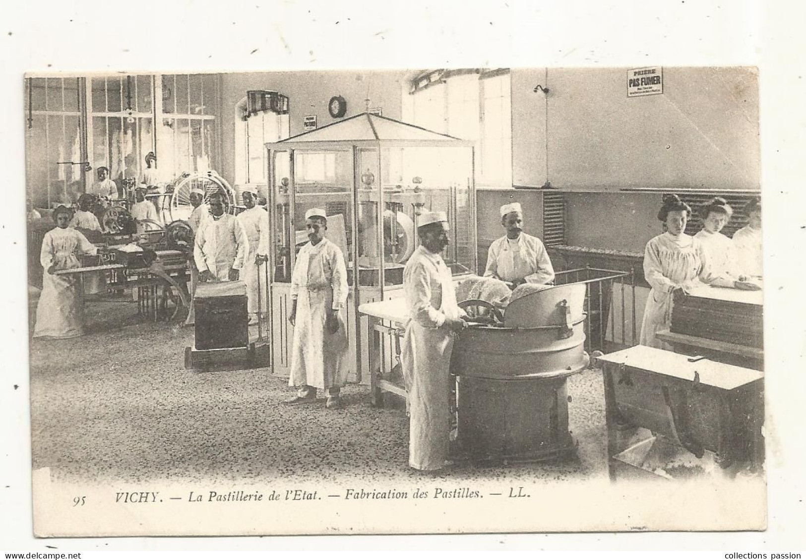 Cp, Métier, Fabrication Des Pastilles, La Pastillerie De L'Etat, 03, VICHY, Voyagée 1905 - Industry