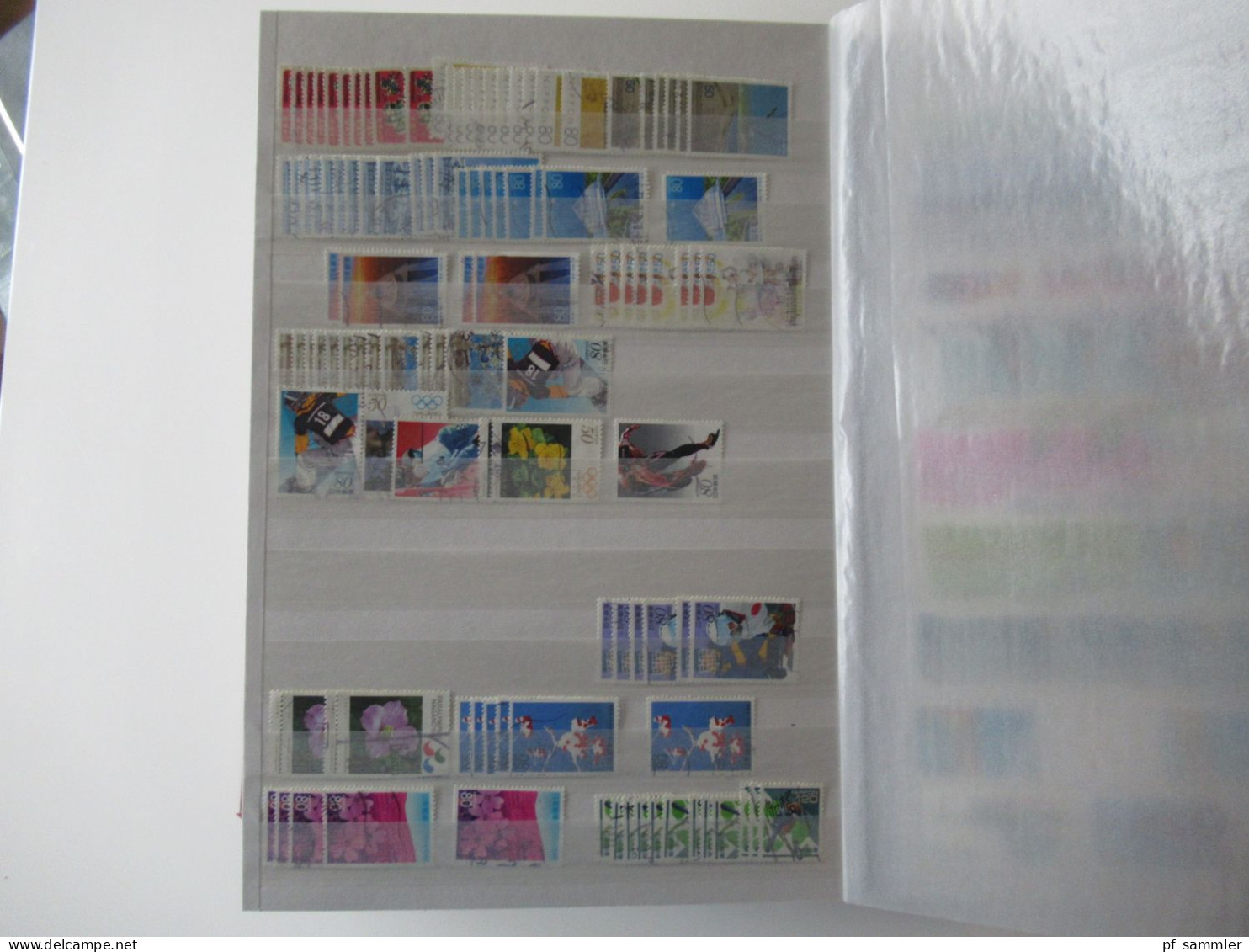 Sammlung / dickes Lagerbuch Asien Japan ab ca. 1980 - ca. 1999 tausende gestempelte Marken / Fundgrube!!