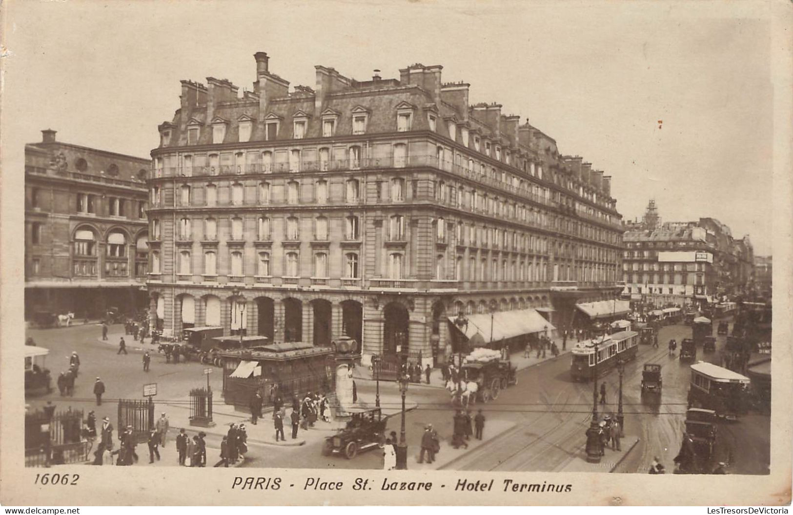 FRANCE - Paris - Place Saint Lazare - Hôtel Terminus - Animé - Carte Postale Ancienne - Plätze