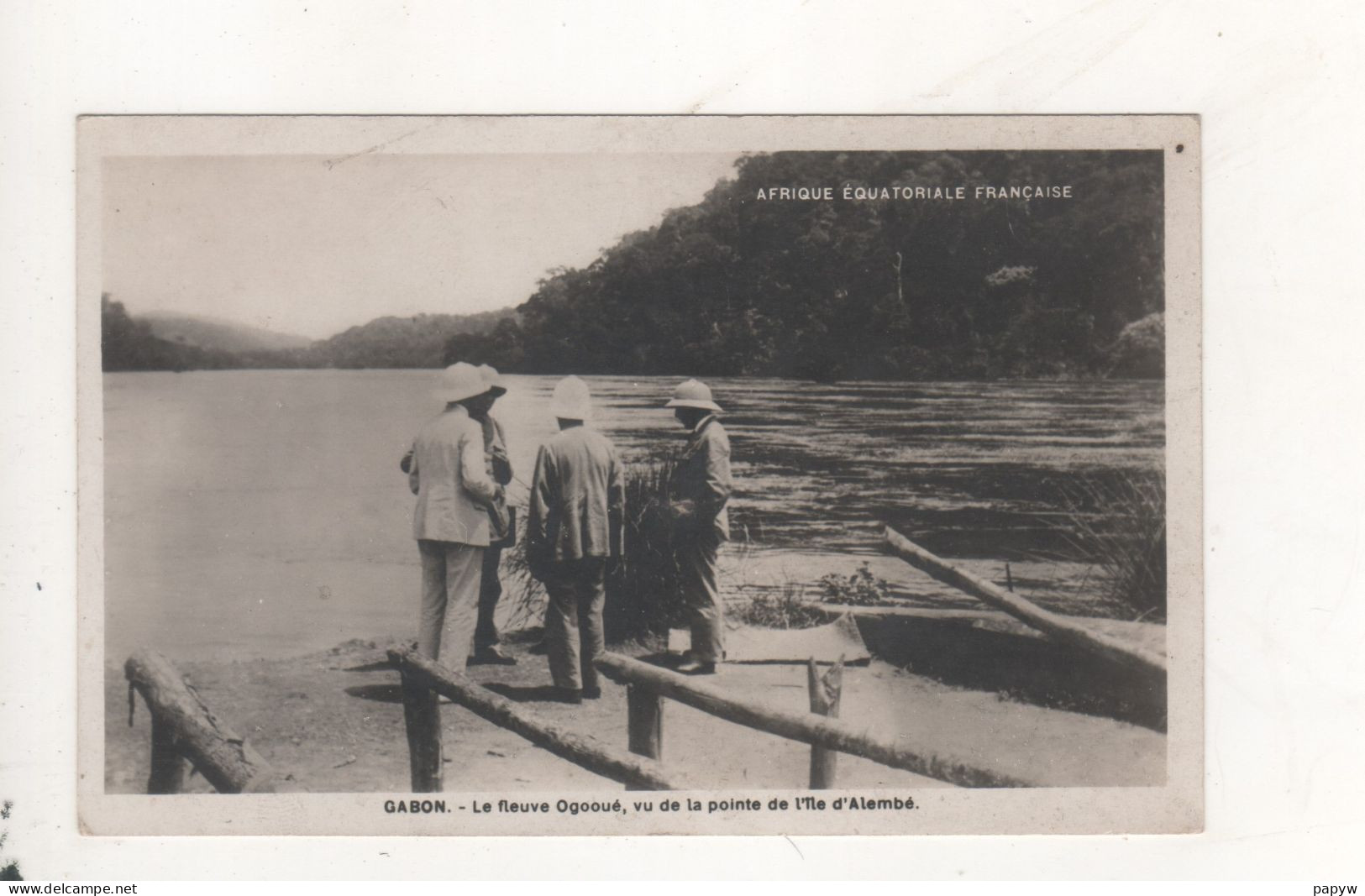 Gabon Le Fleuve Ogooue Vu De La Pointe De L Ile D Alembe - Gabon