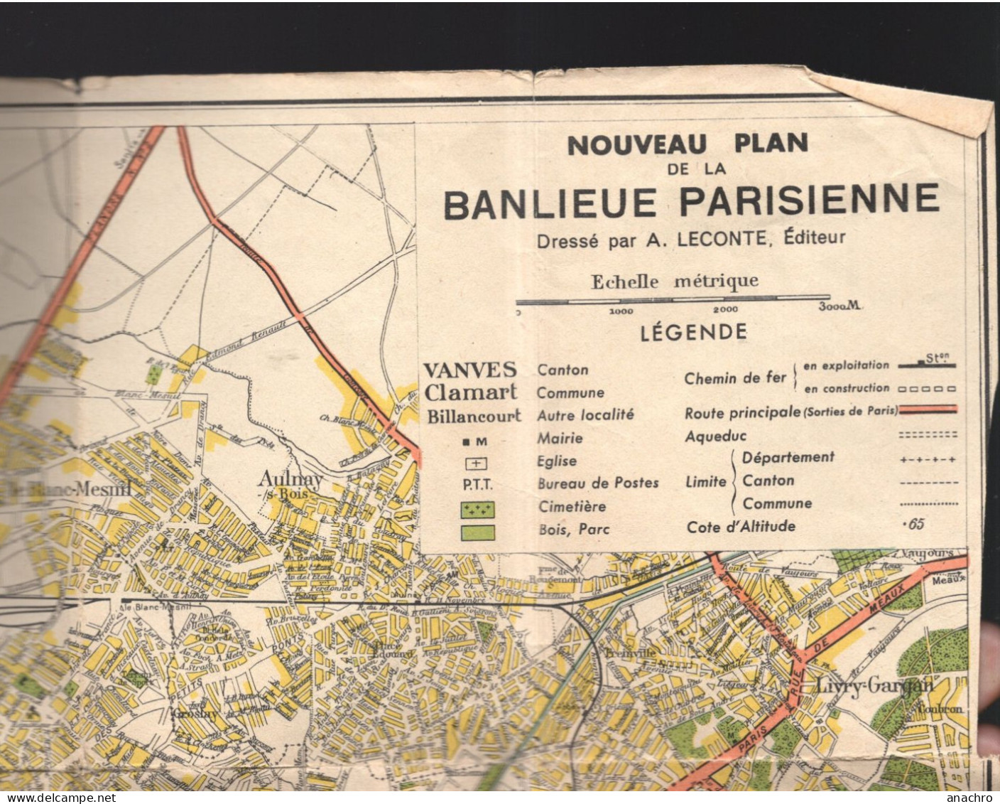 PARIS Plan par Arrondissements Rues et Stations de METRO