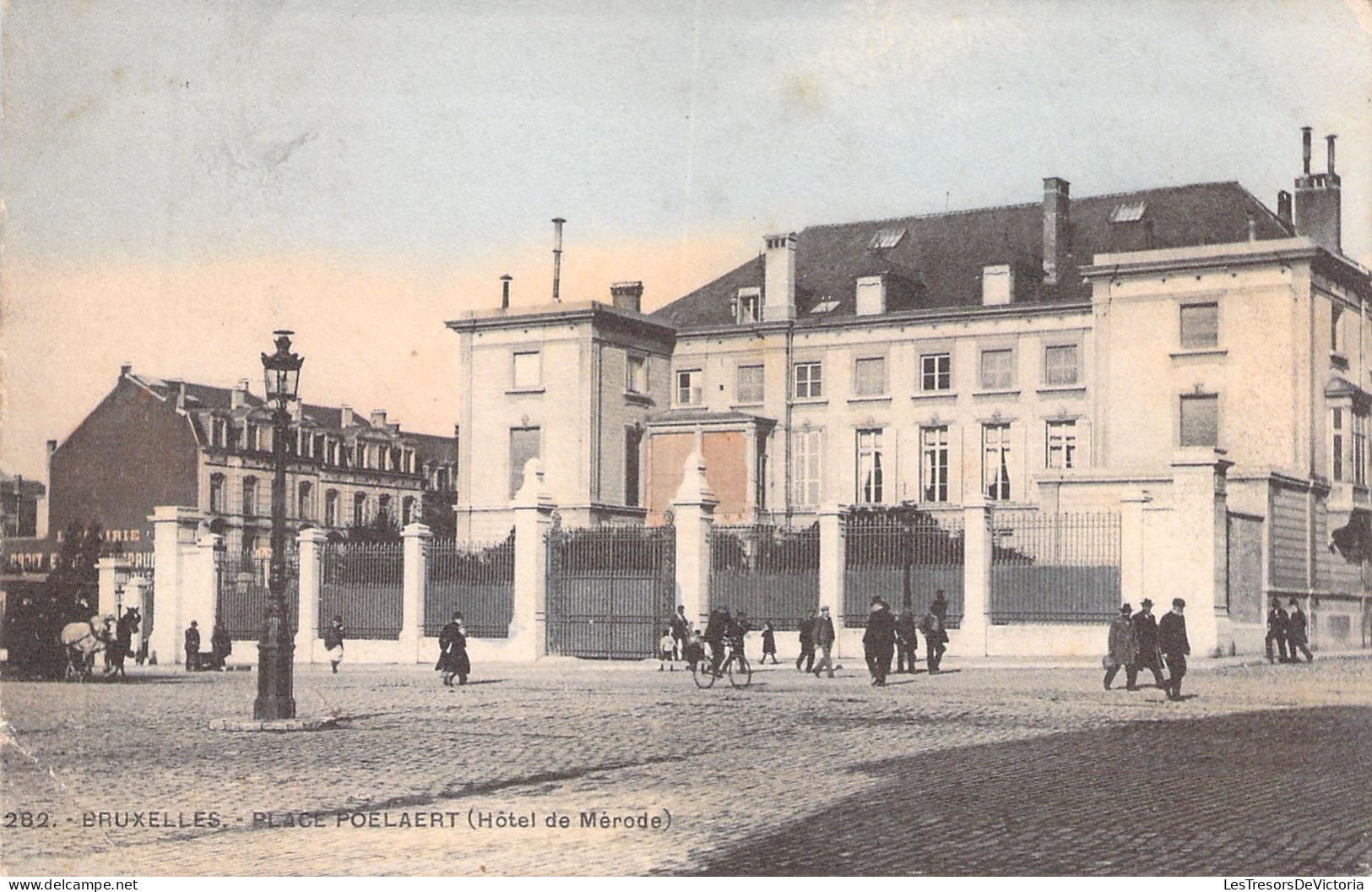 BELGIQUE - Bruxelles - Place Poelaert - Hotel De Merode - Colorisé Et Animé - Carte Postale Ancienne - Bruselas (Ciudad)