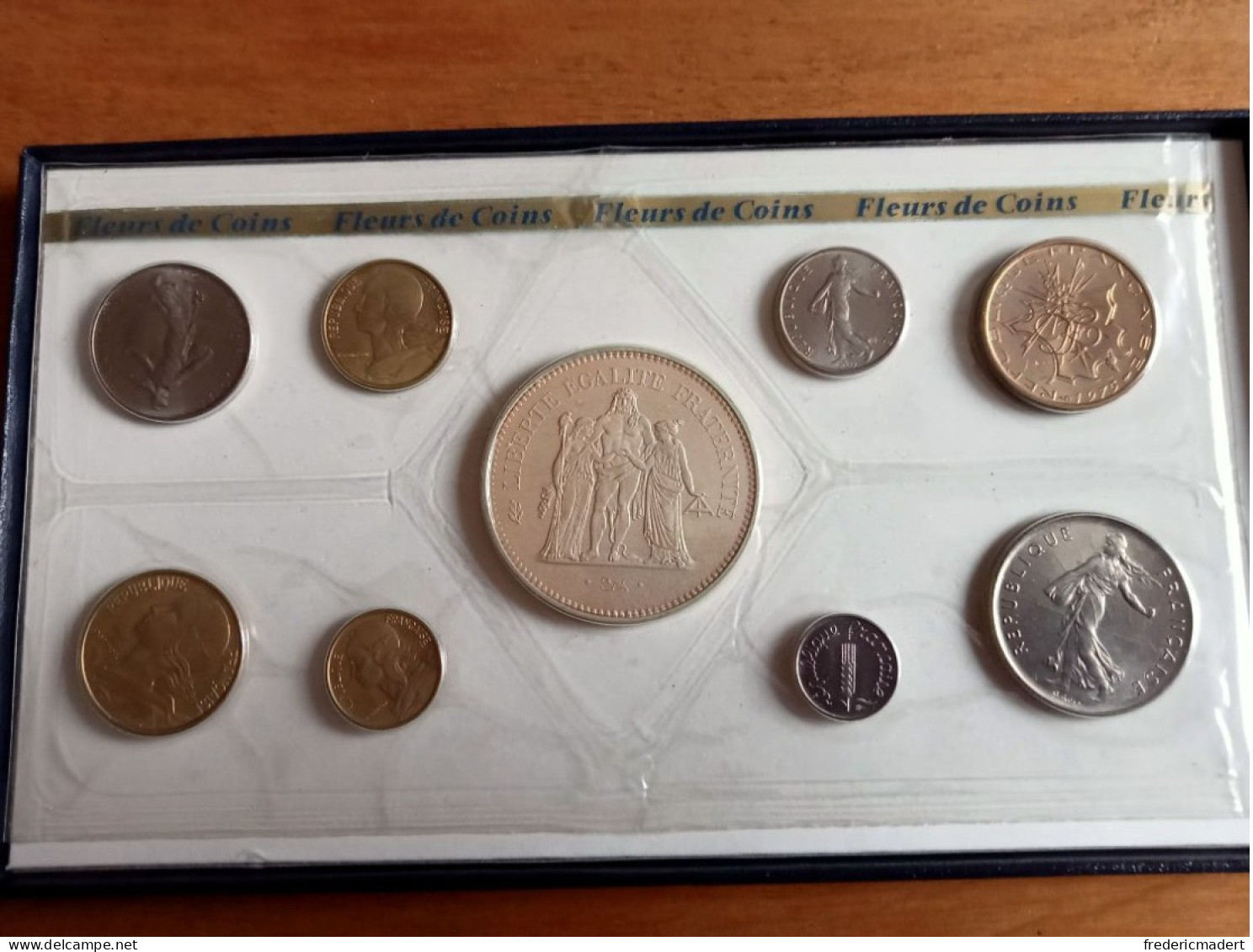 Coffret De Francs - Monnaie De Paris 1975 - Fleurs De Coins - Sammlungen