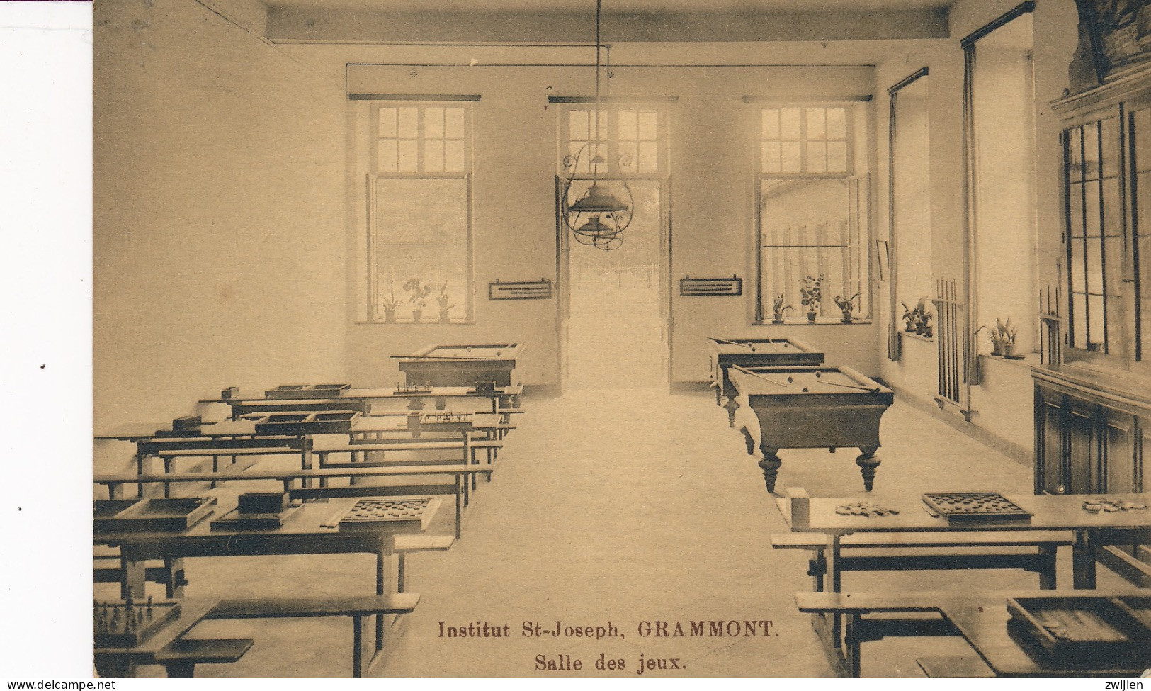 Grammont - Geraardsbergen - Institut St Joseph Salle Des Jeux Karmelieten St Jozefsinstituut - Geraardsbergen