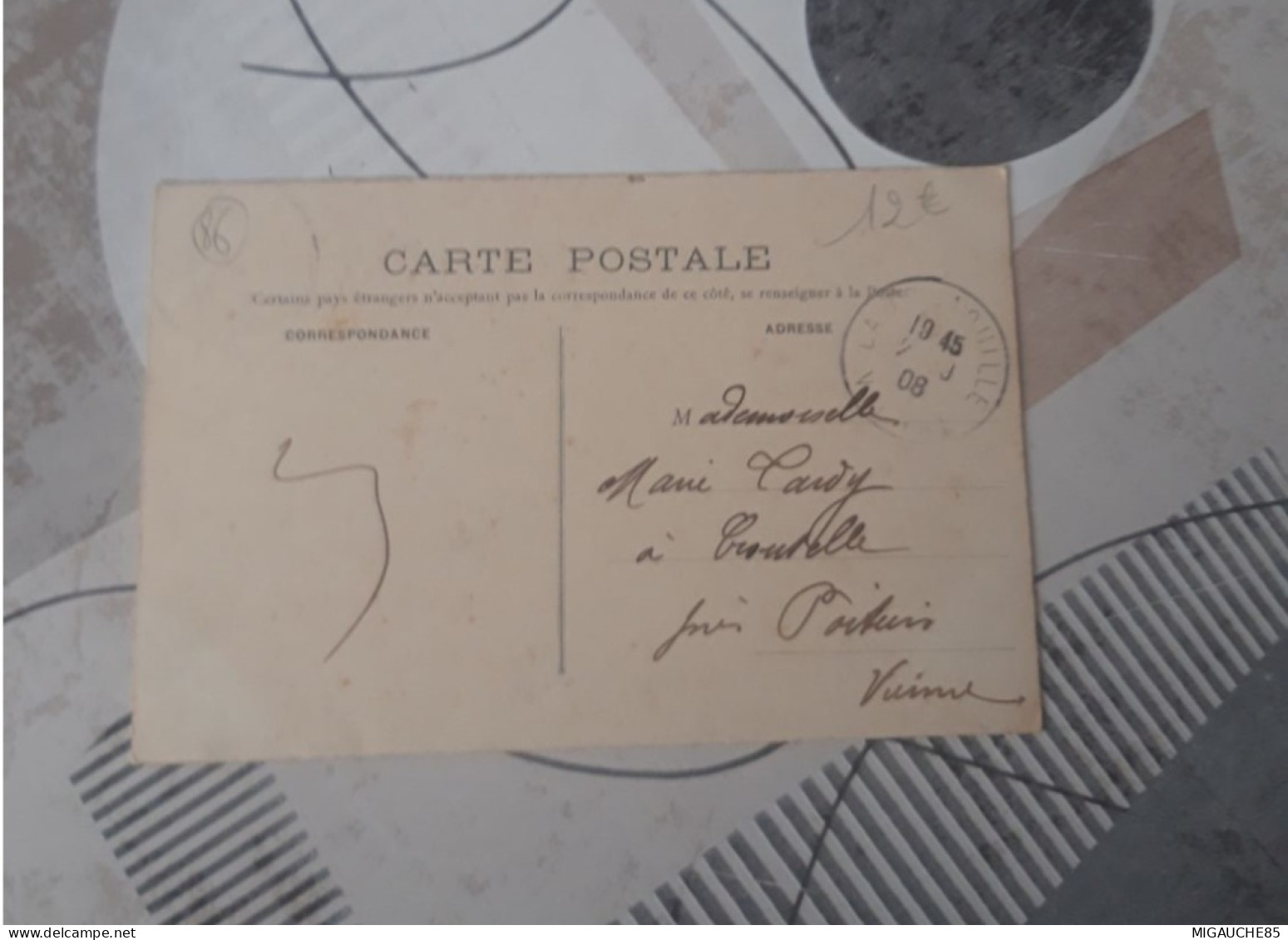Carte   Postale   DE  La TRIMOUILLE   Hôtel De Ville - La Trimouille
