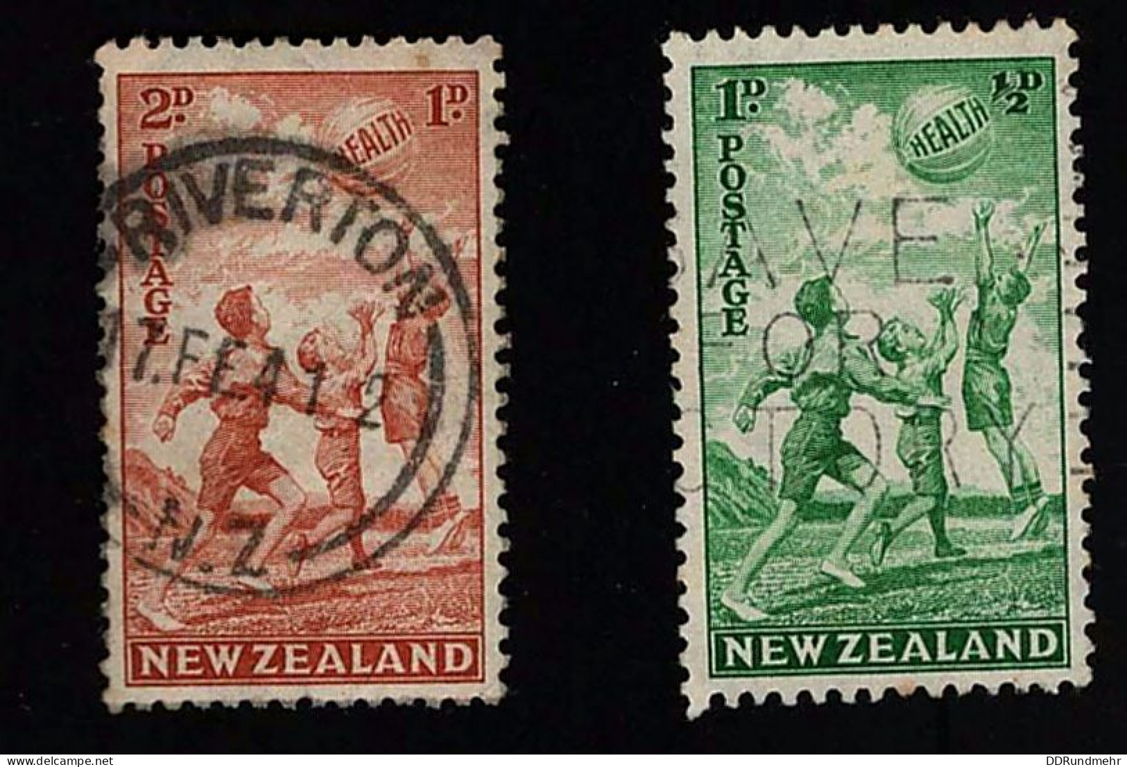 1940 Health Stamps Michel NZ 266 - 267 Stamp Number NZ B16 - B17 Yvert Et Tellier NZ 256 - 257 Used - Used Stamps