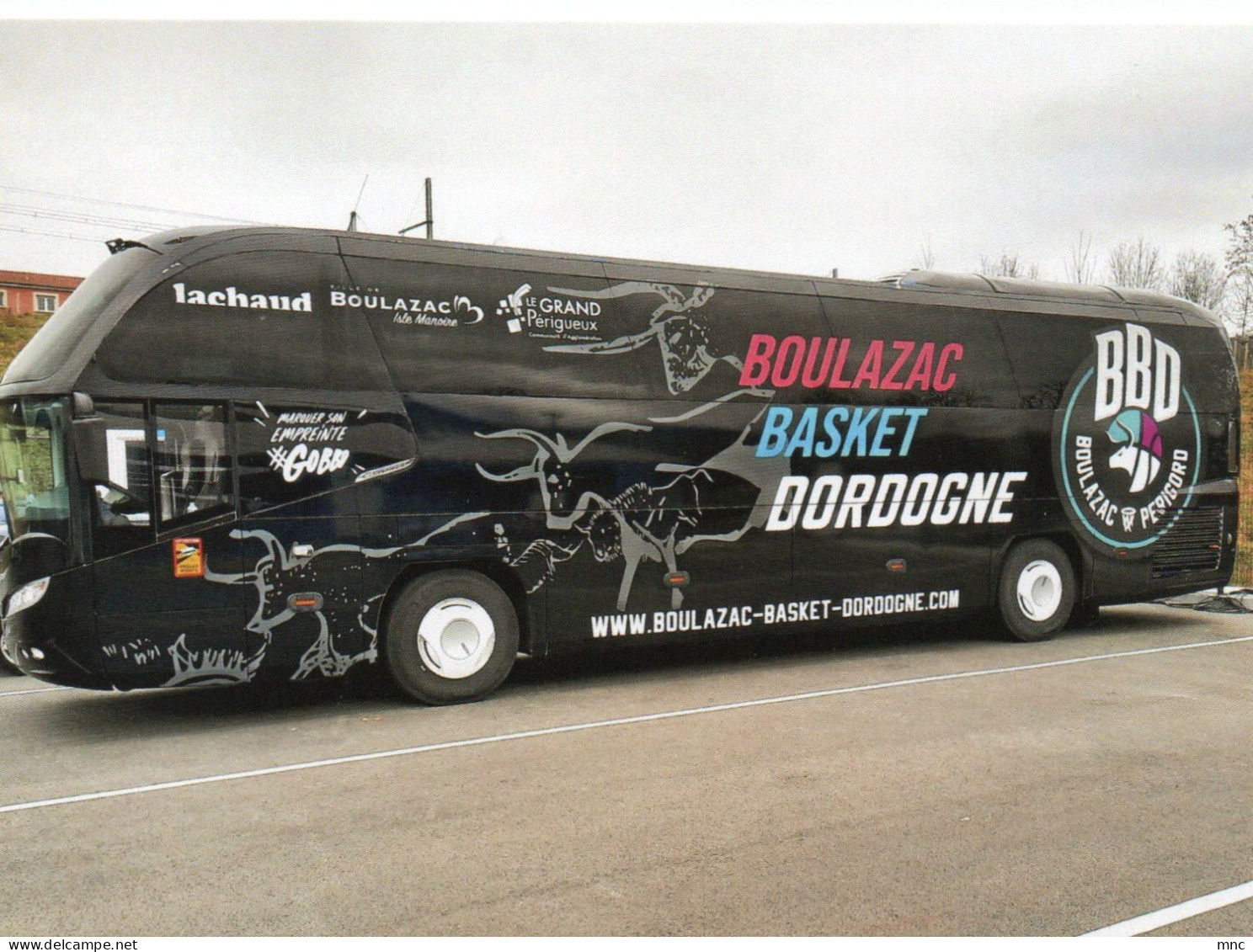Le Bus Du Boulazac Basket Dordogne - Basketball