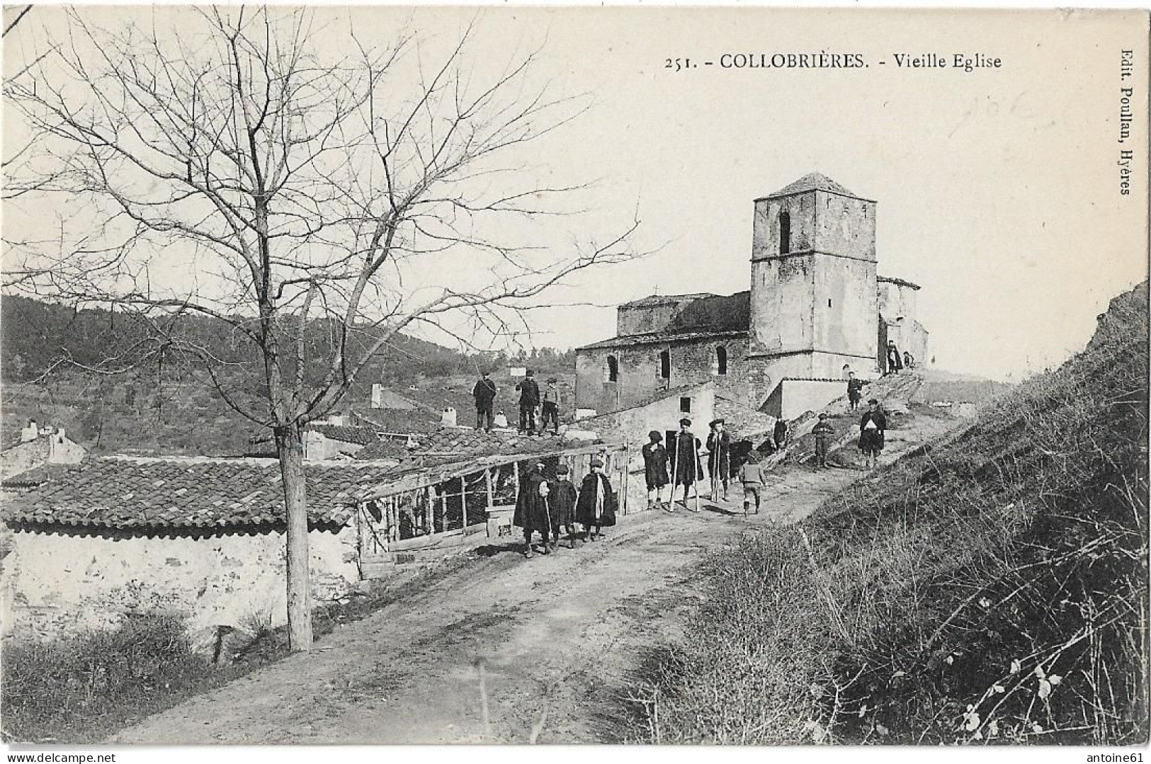 COLLOBRIERES - Vieille Eglise (vue Animée, Groupe De Jeunes Sur Le Chemin) - Collobrieres