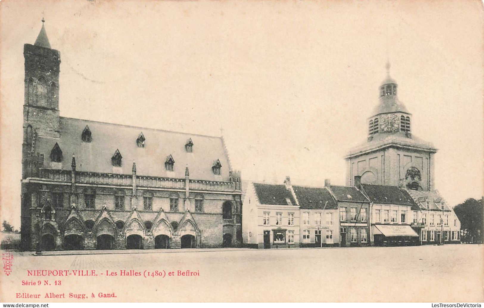 BELGIQUE - Nieuport - Les Halles Et Beffroi - Carte Postale Ancienne - Nieuwpoort