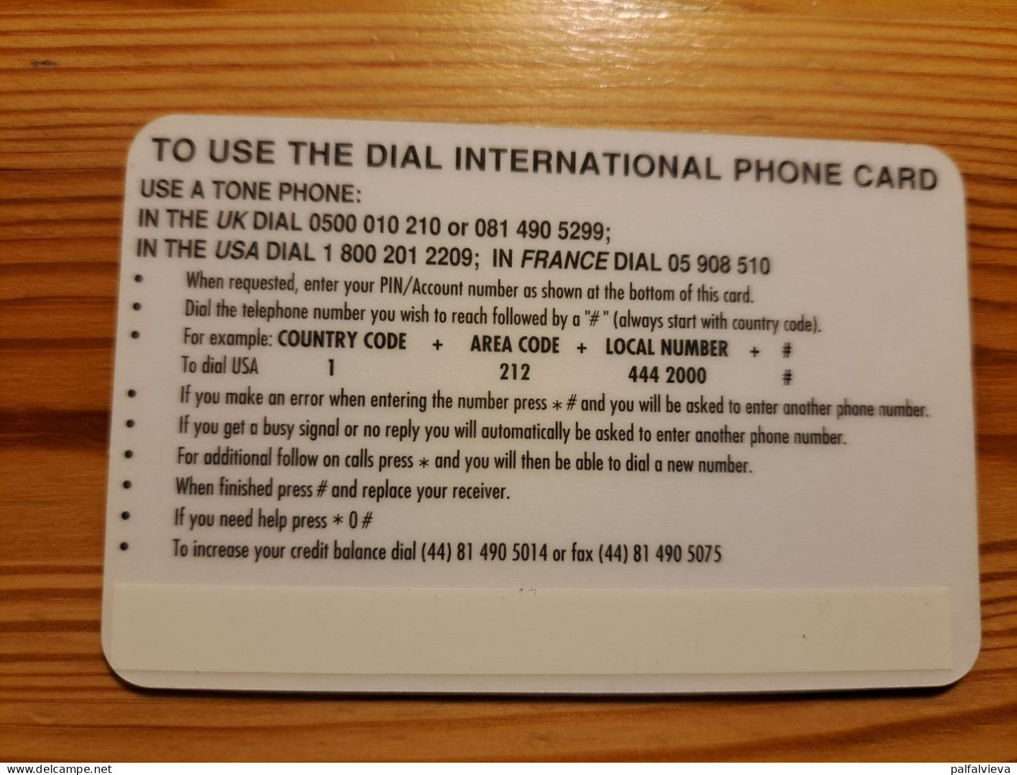 Prepaid Phonecard United Kingdom, International Phonecard - Airplane, Monarch Airlines, Boeing 757 - Emissions Entreprises