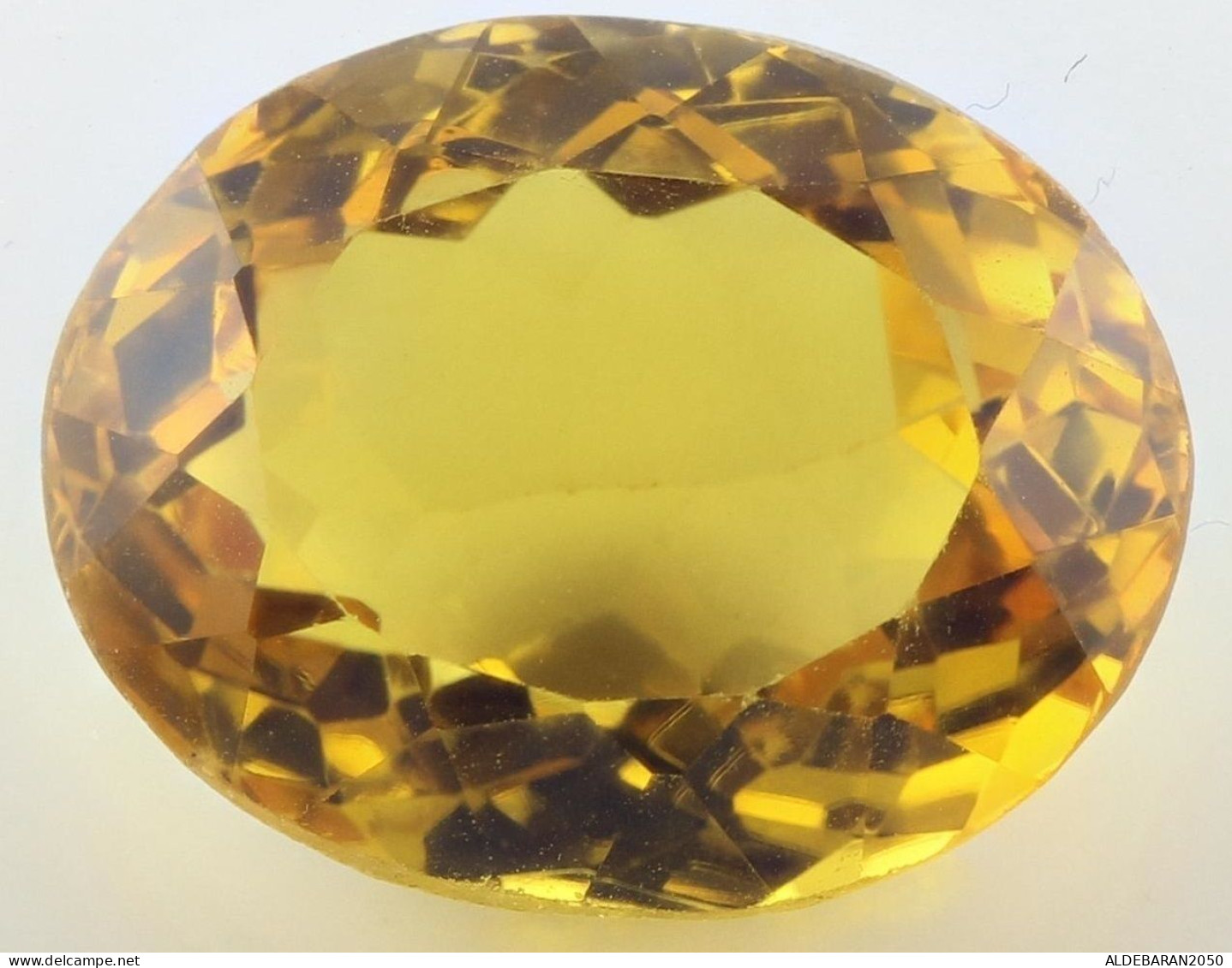 CITRINE 9,8 Ct - Améthyste