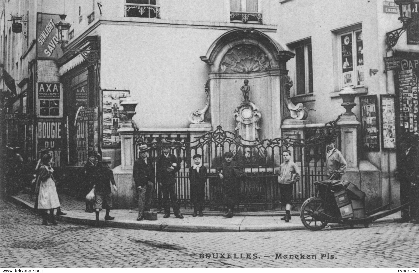 BRUXELLES - Maneken Pis - Animé - Beroemde Personen