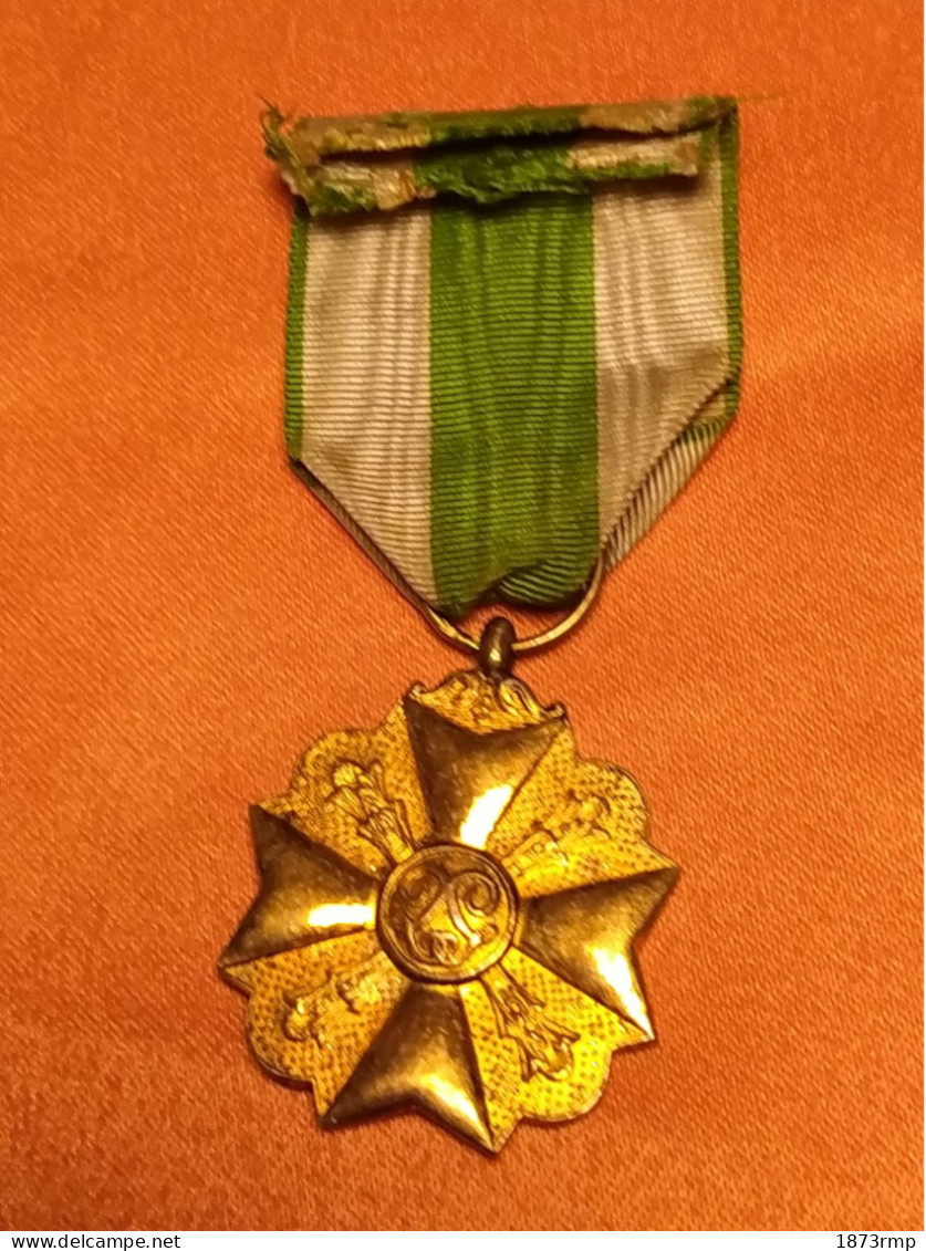 MEDAILLE DE DECORATION CIVIQUE (MERITE) POMPIERS, BELGIQUE (2) - Bélgica